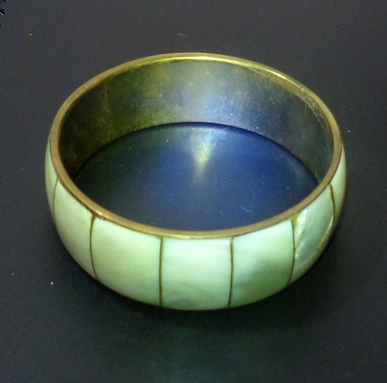 Vintage 1940’s – 1970s Brass MOTHER OF PEARL Chunky Bangle Bracelet