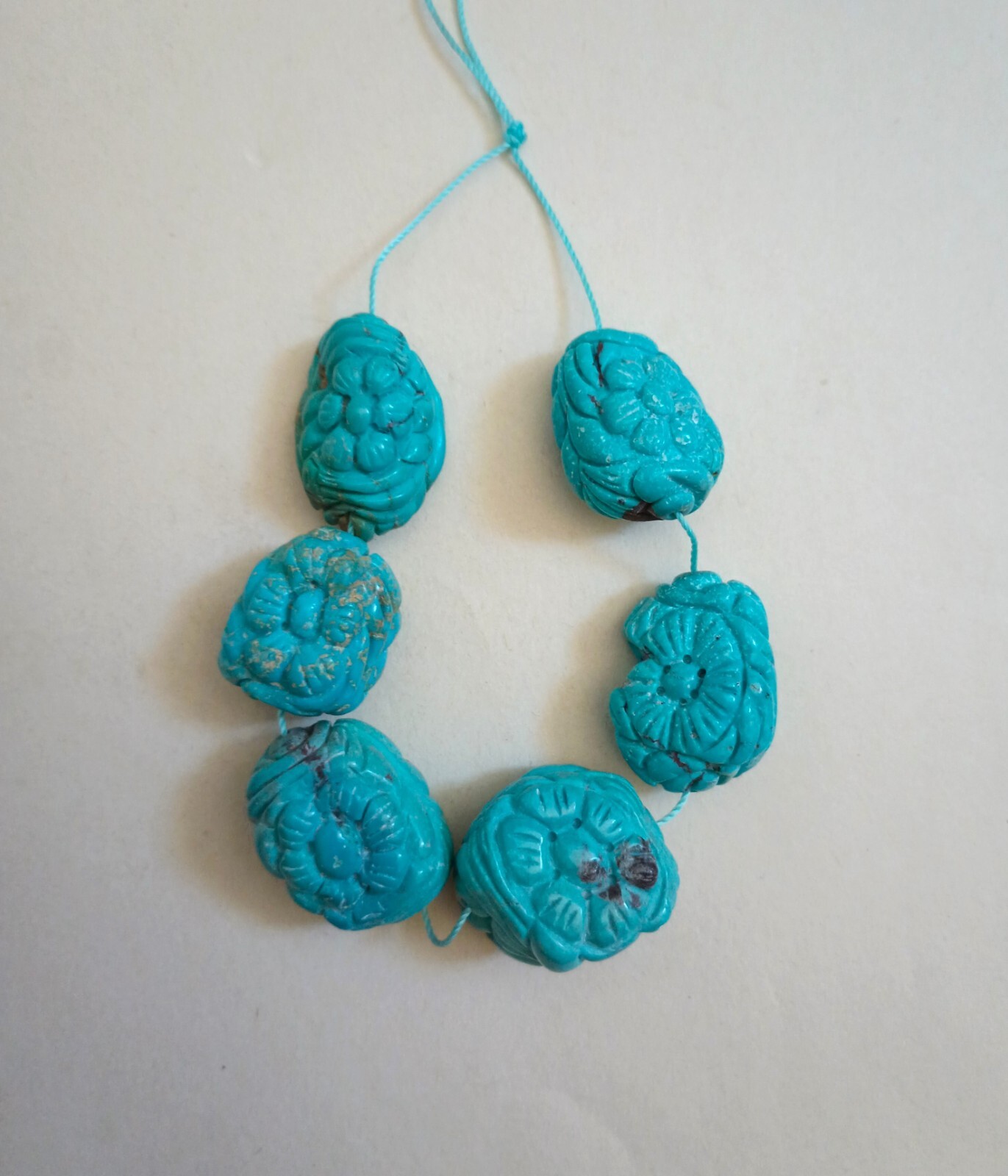 VINTAGE BLUE HUBEI TURQUOISE CARVED CHUNKY BEADS – 6.5″ Strand – 3912E