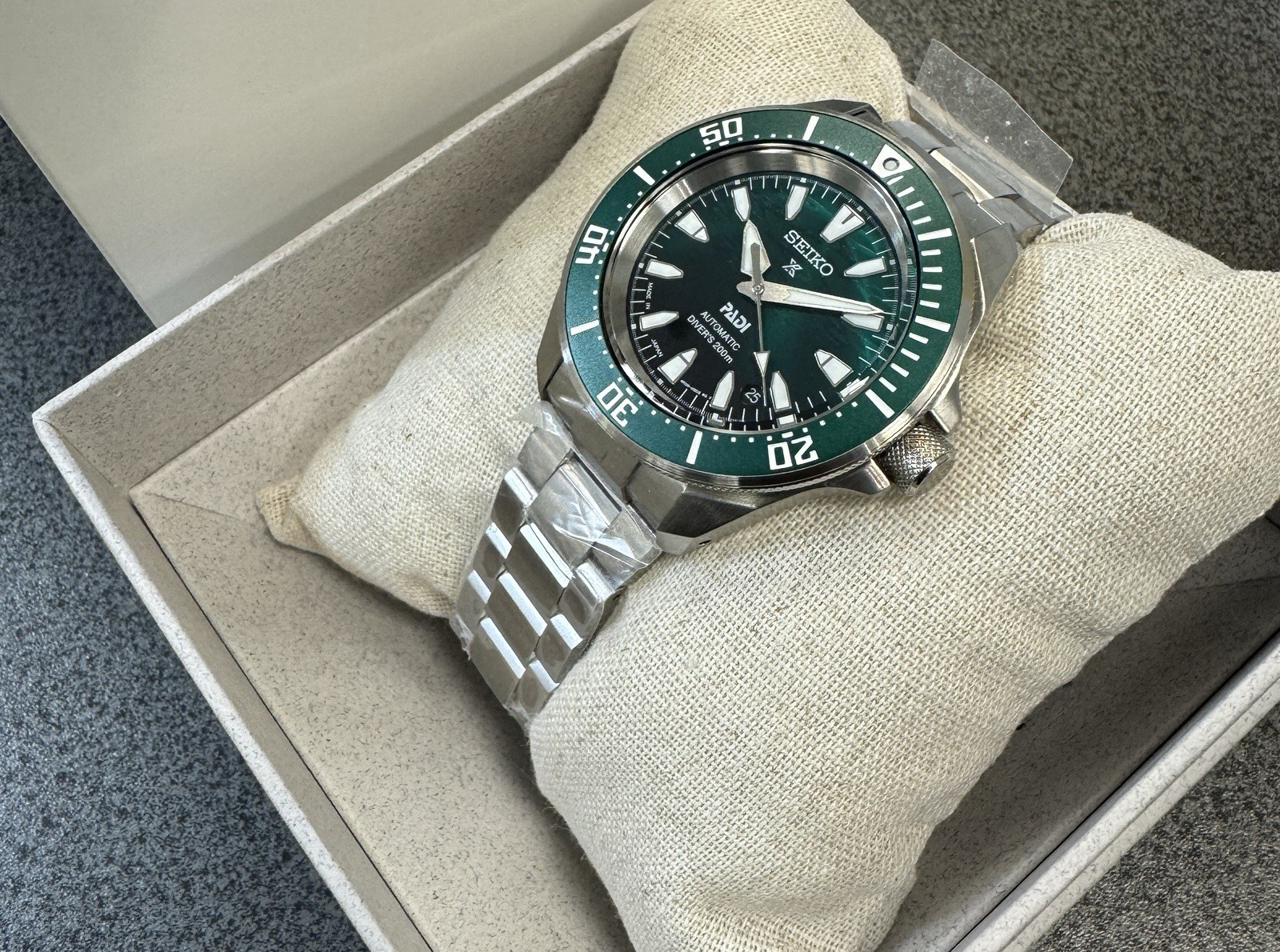Seiko Prospex Sea Samurai PADI Divers Green Dial Special Edition Watch SRPL13