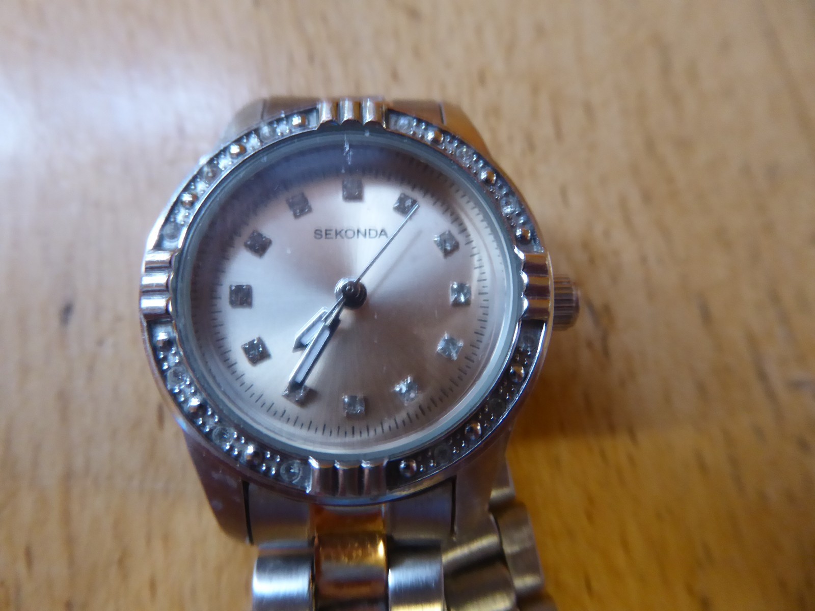 LADIES SEKONDA BRACELET WATCH 2496 AKT #223