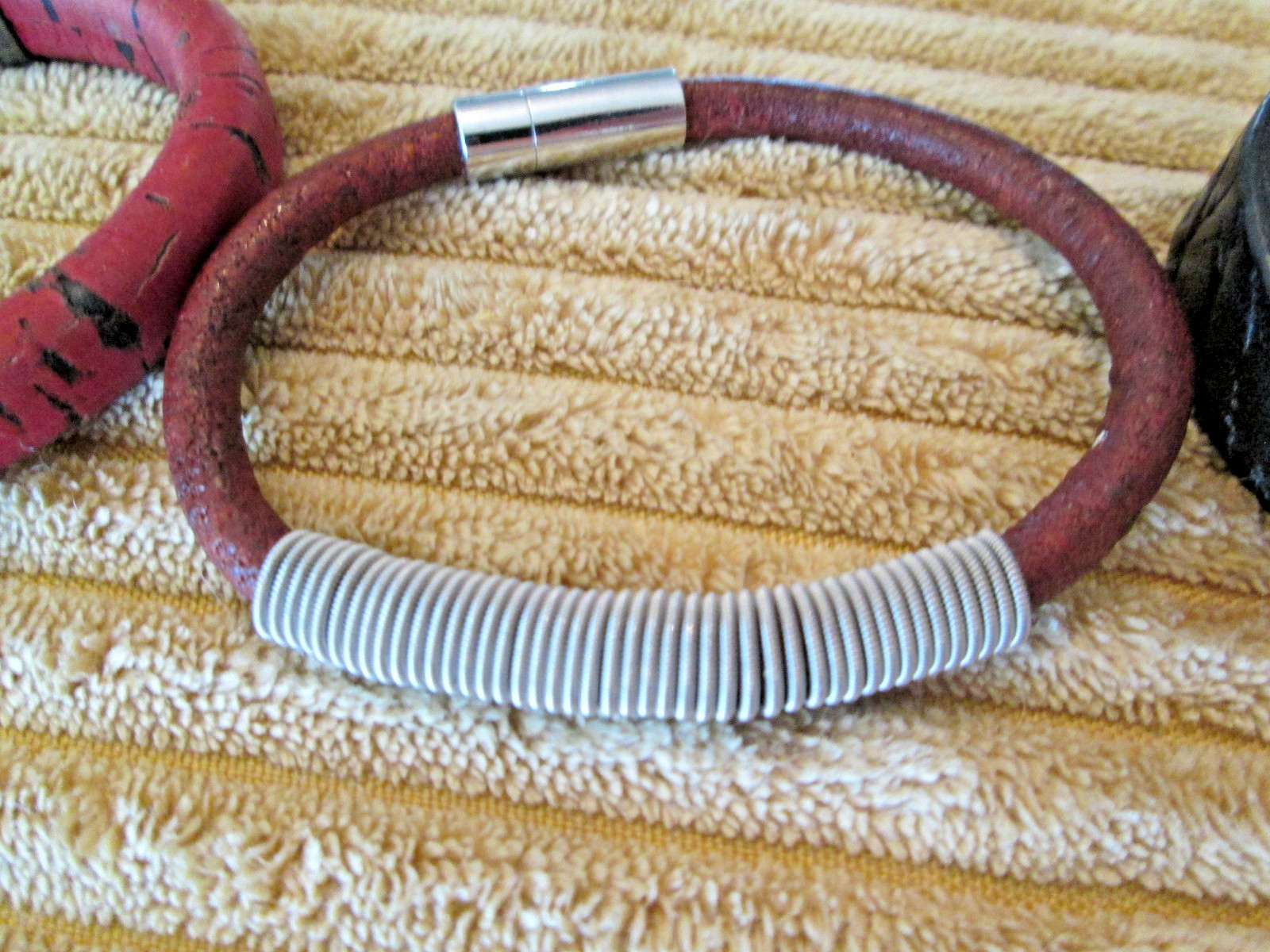Lot of 3 Leather 2 x Brown 1 x Black With Silver Trim Magnetic Close Bracelets
