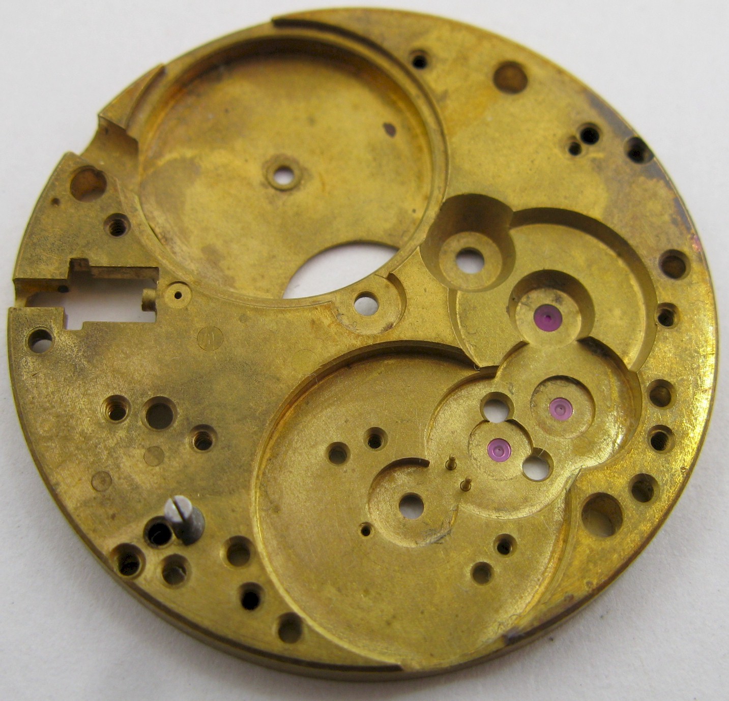 Chronograph Omega 2221, 33.3, Lemania 15TL & 15CHT main plate 100