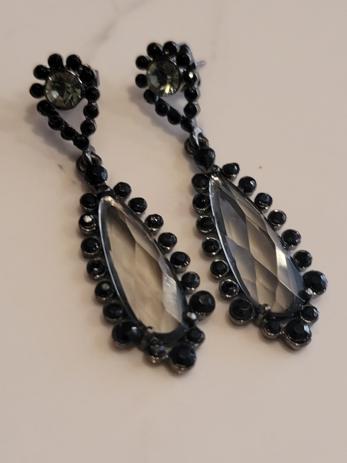 Avon Black Diamond Color Drop Earrings Gunmetal Gray Crystal Dangle 2007
