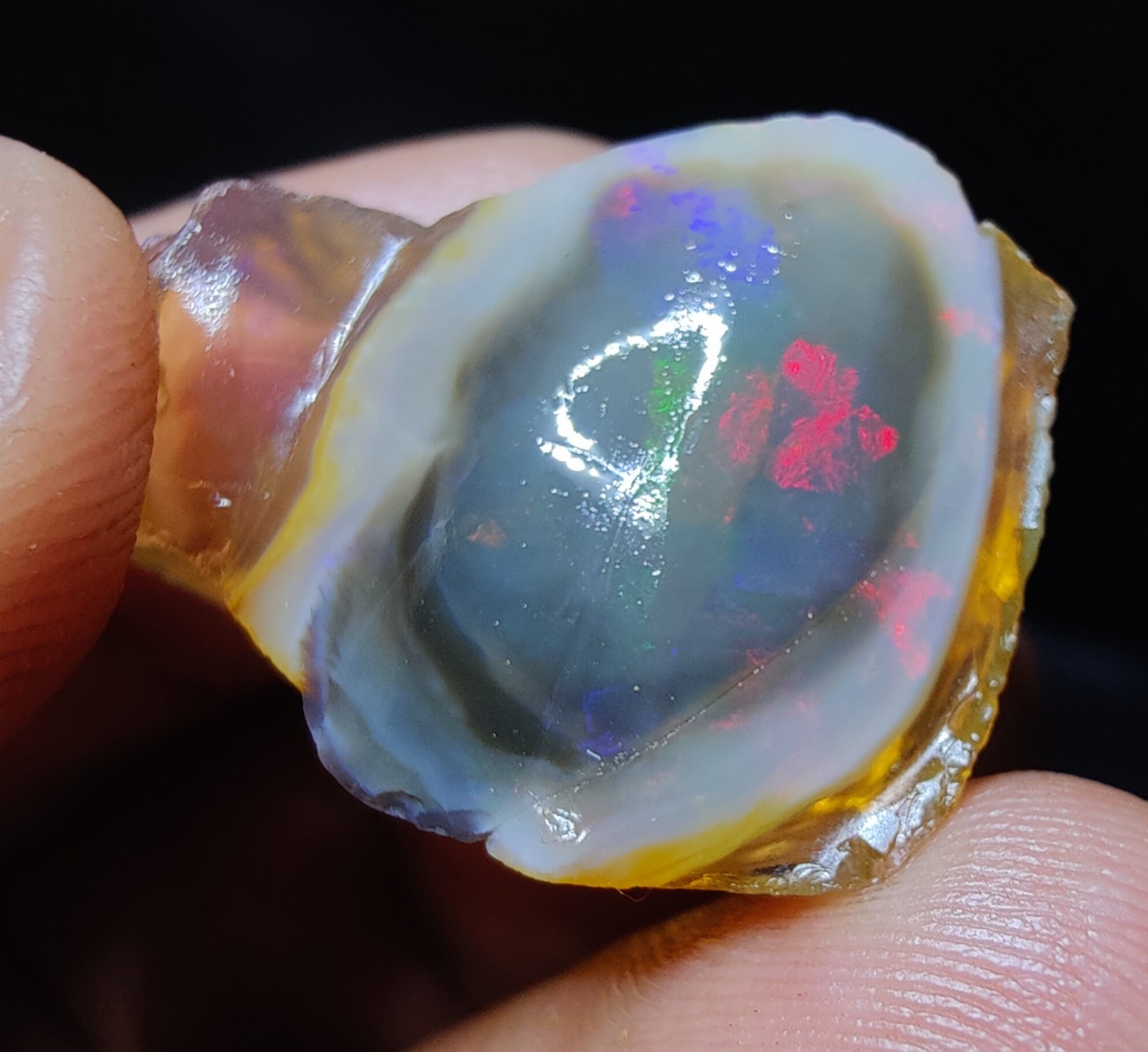 39 Carat, Natural Black Ethiopian Opal Raw Rough, Flashy Gemstone, Jewellery.