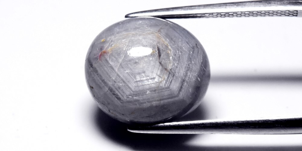 💎 14.60ct Oval Cabochon Grey 6 Ray Star Sapphire – Unheated, Myanmar Gem