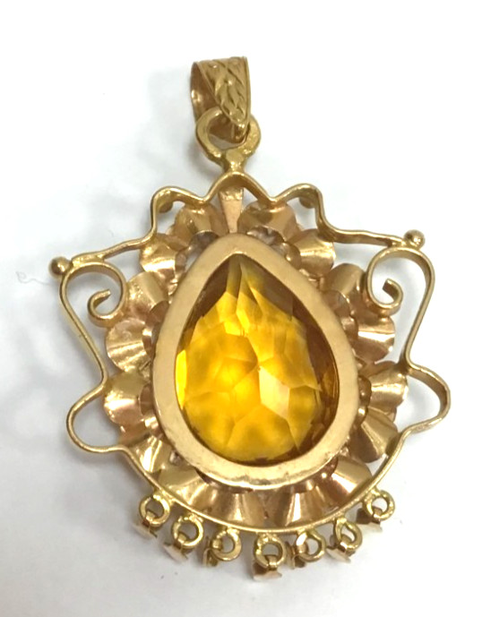 MA3) 19k Portuguese Gold 7.0 Grams Large Pear-cut Yellow Stone Pendant 2″ Length