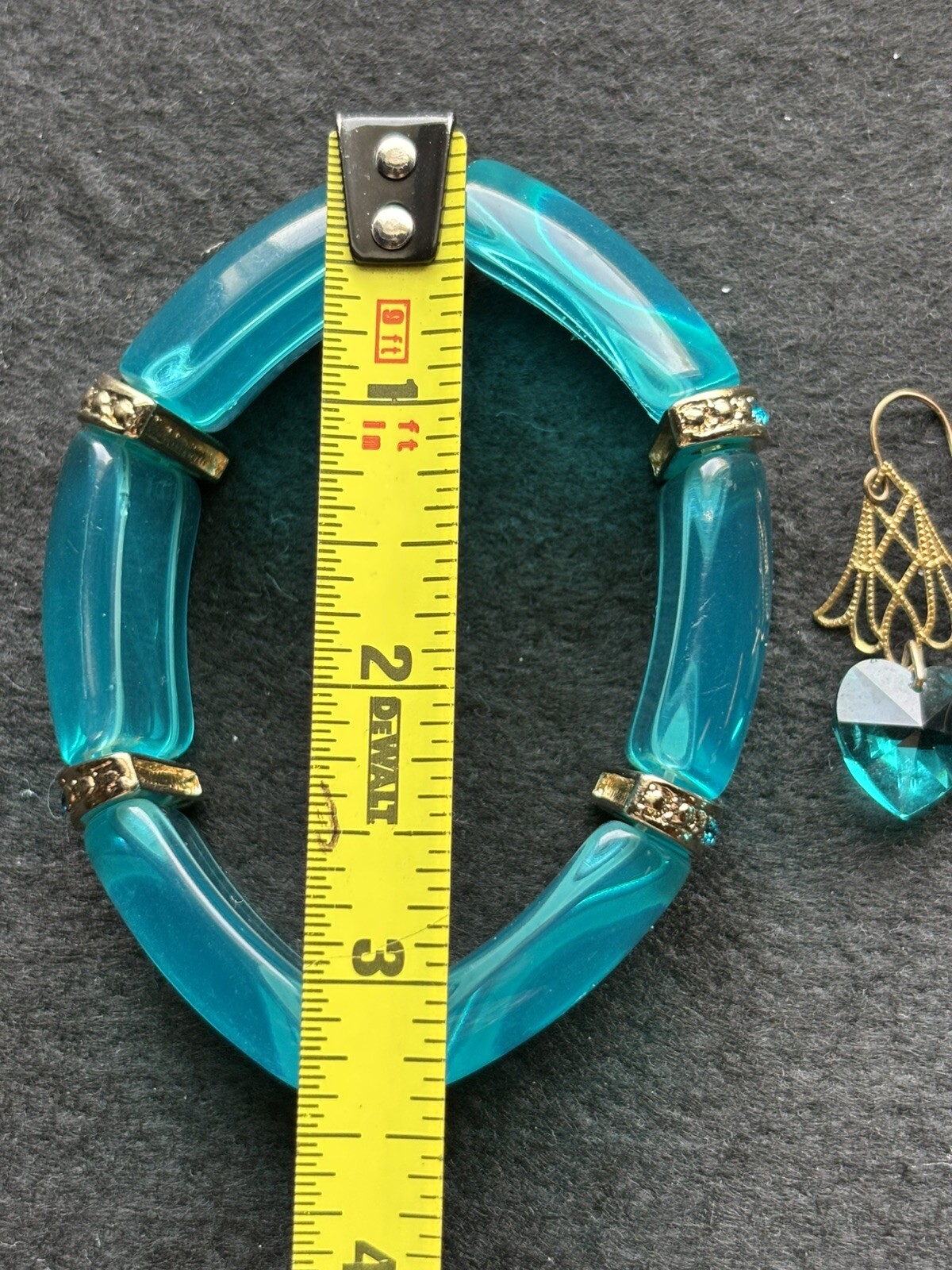 Vtg Bangle Resin & Rhinestone Bracelet W/ Heart Crystal Faceted Earrings Aqua