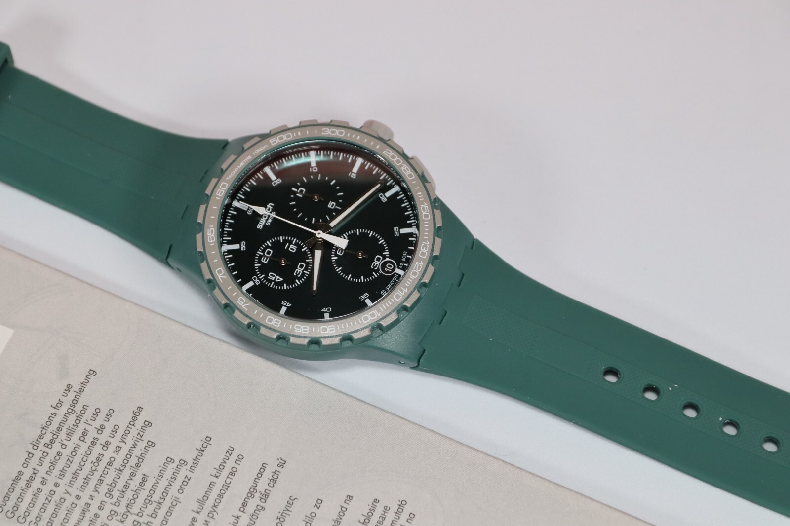 SWATCH SWISS MADE RACING ROAR MEN’S CHRONOGRAPH WATCH FOREST GREEN SUSG403 42MM