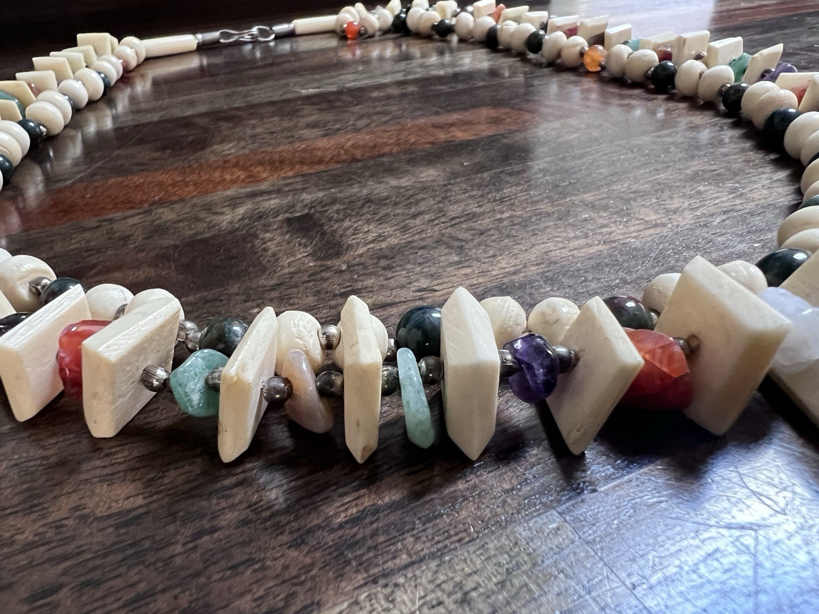 Vintage Ethnic Tribal Bone And Tribal Gemstone Beaded 15” Necklace