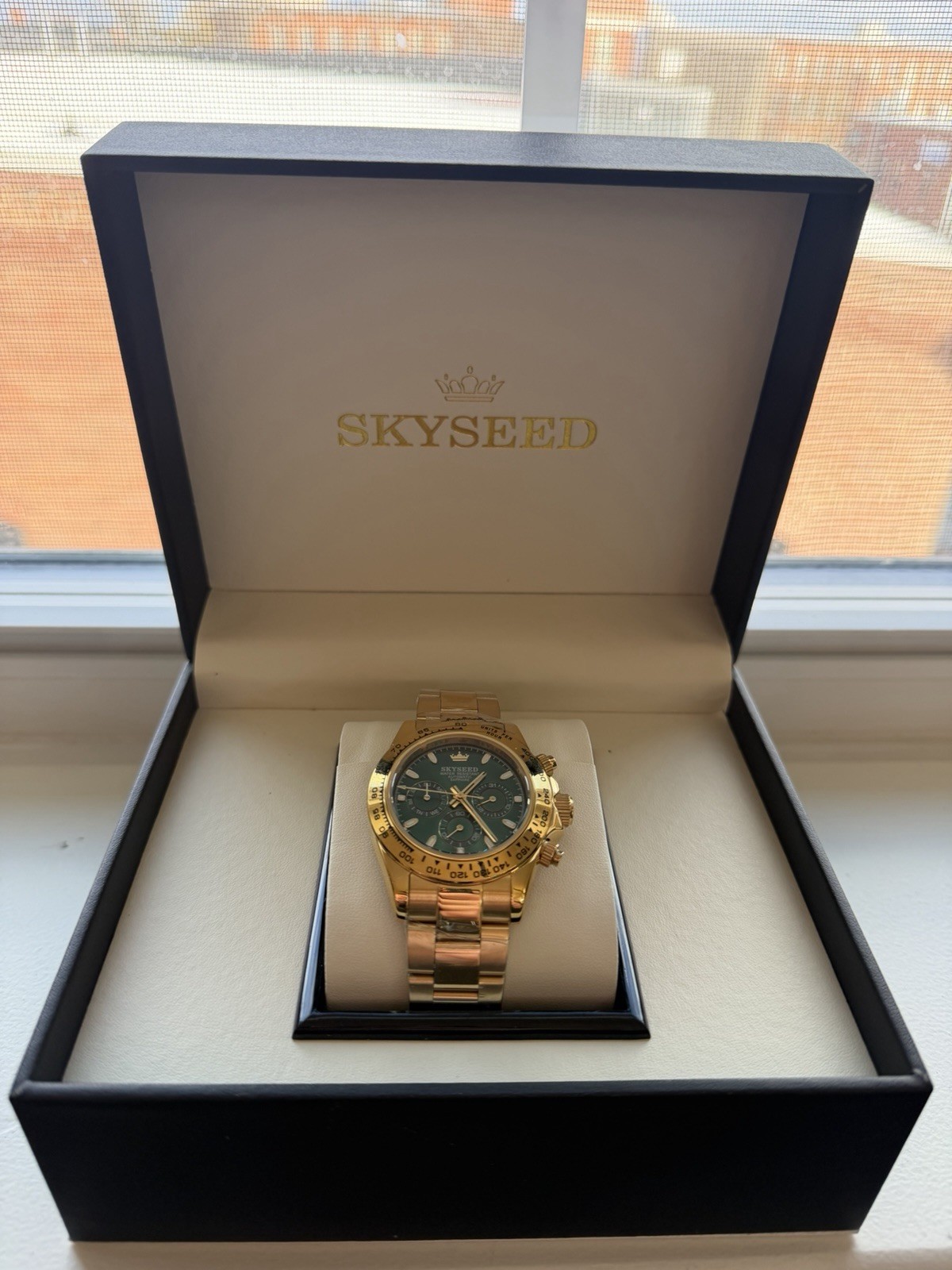 Skyseed Green Face Men’s Watch