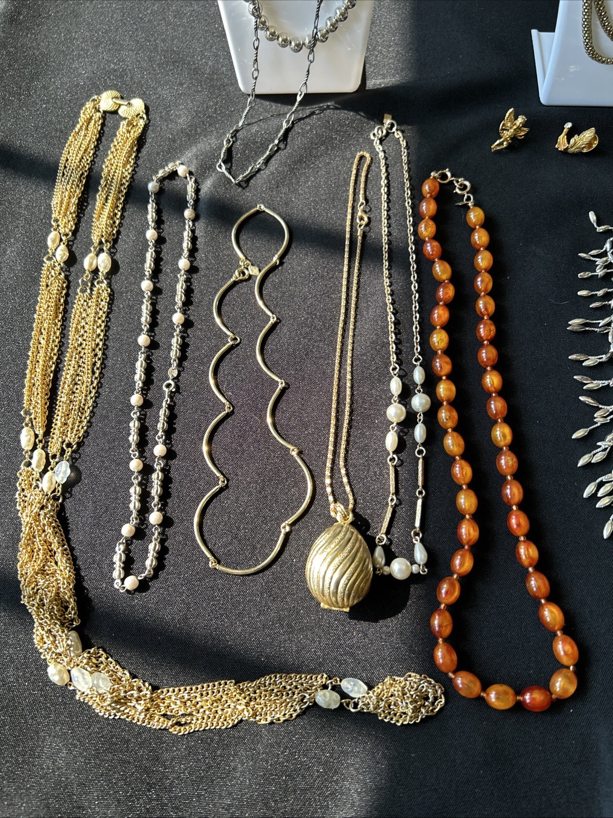 20+VTG Estate Lot of Jewelry Sarah Cov, Napier, Trifari, Goldette, Avon More!