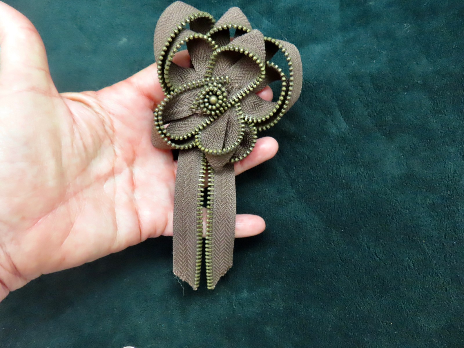 Vintage Chocolate Brown ZIPPER Flower Motif Oversize Brooch