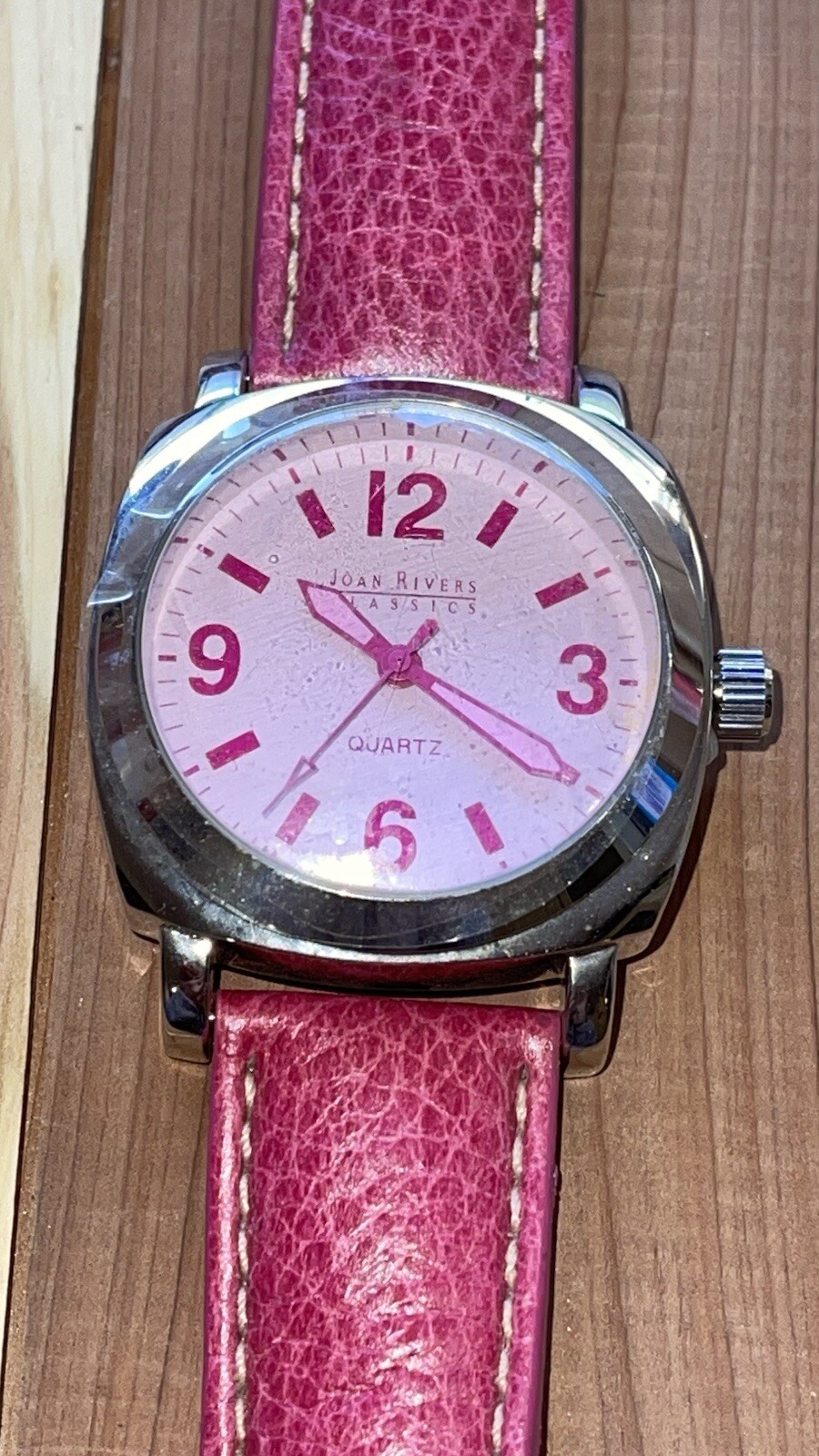 Vintage NewJoan Rivers Classics V377 Silver Pink Leather Band Quartz Watch