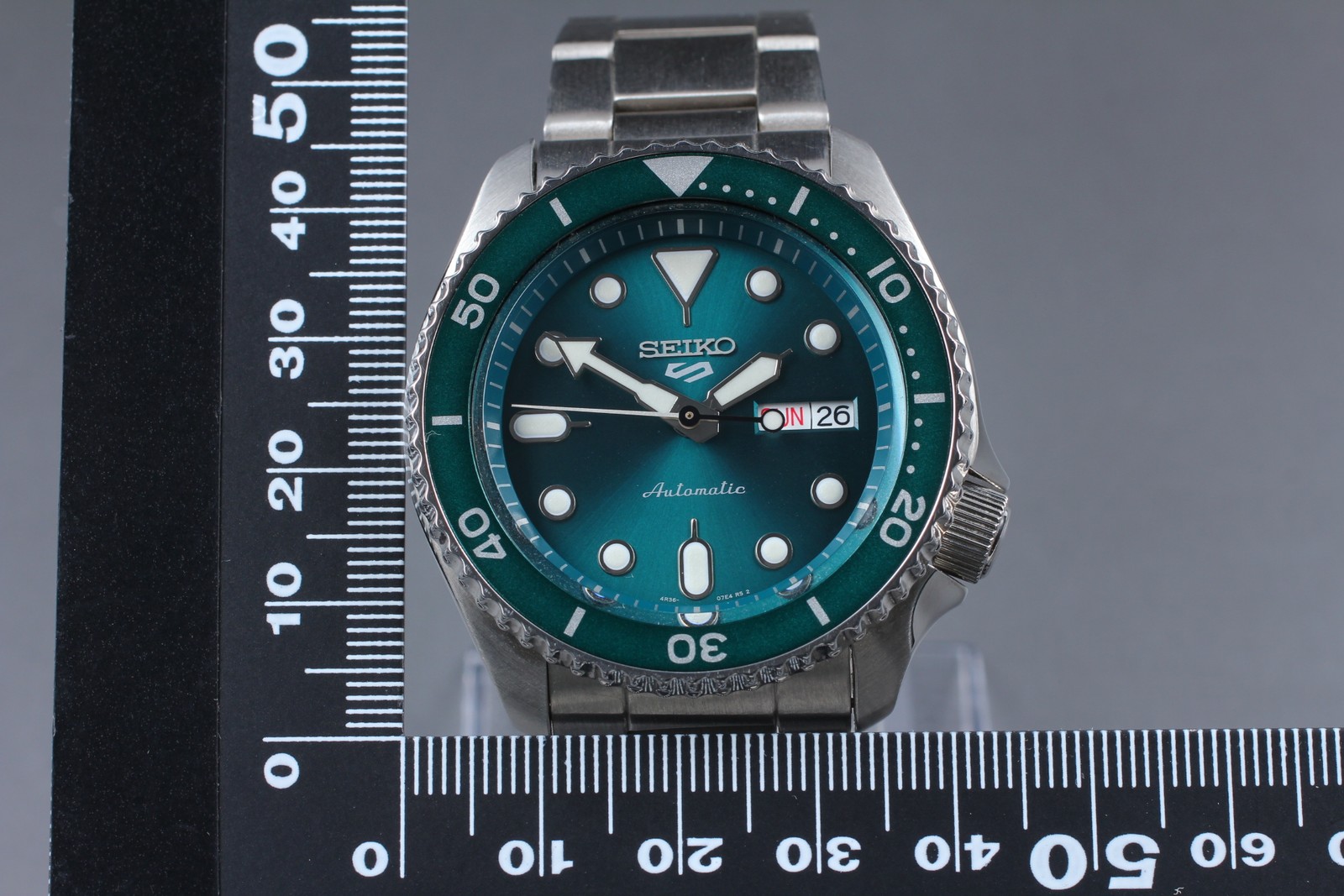 [MINT in BOX] SEIKO 5 Sports 4R36-07G0 Green Automatic Mens Watch From JAPAN