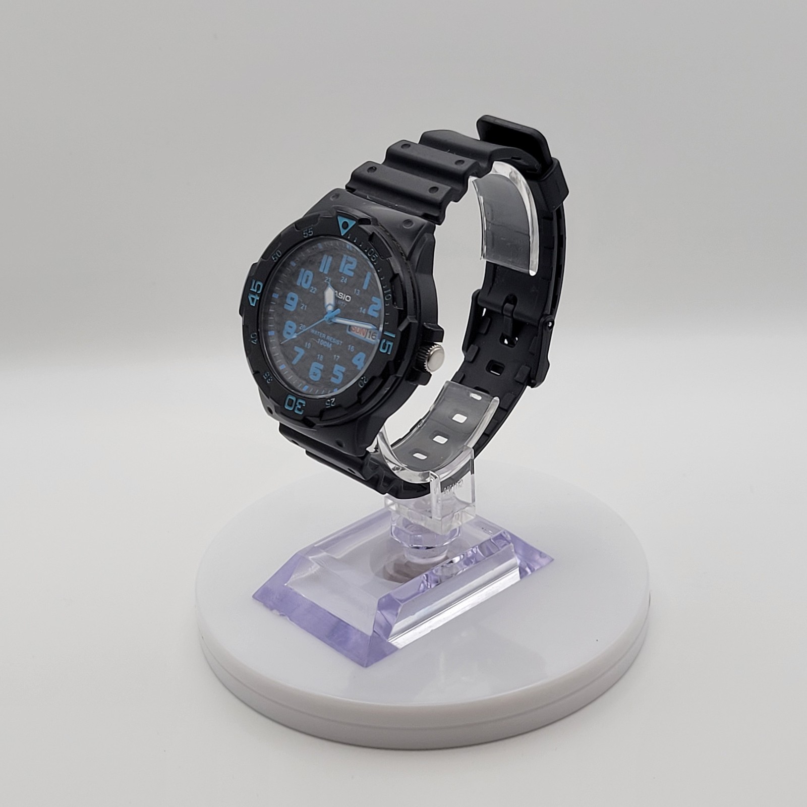 Casio MRW-200H Diver Style Watch Blue Dial Black Resin Day Date 100M Fresh Batt
