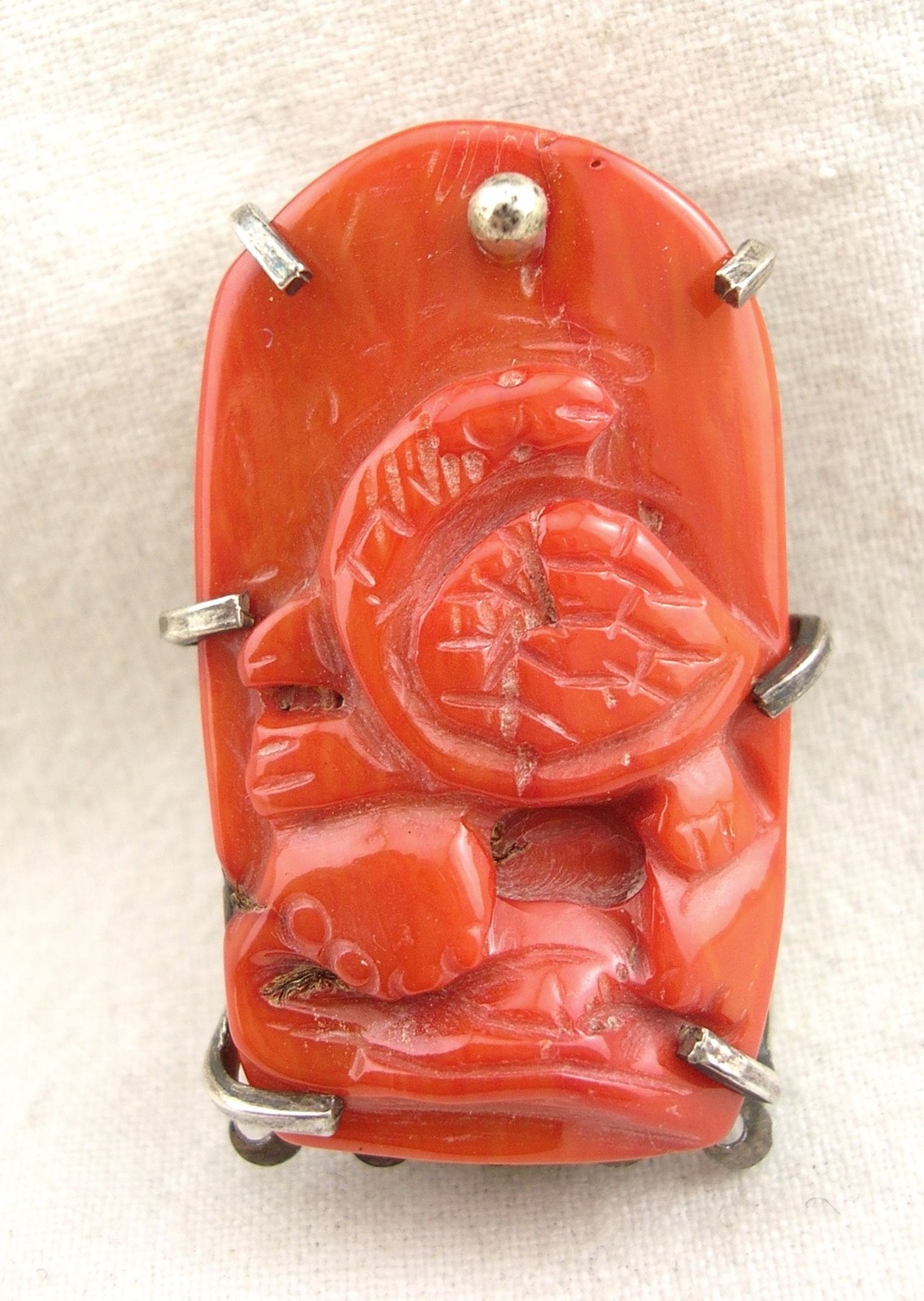VINTAGE 925 SILVER CORAL AND TURTLE ENGRAVED NECKLACE CLASP