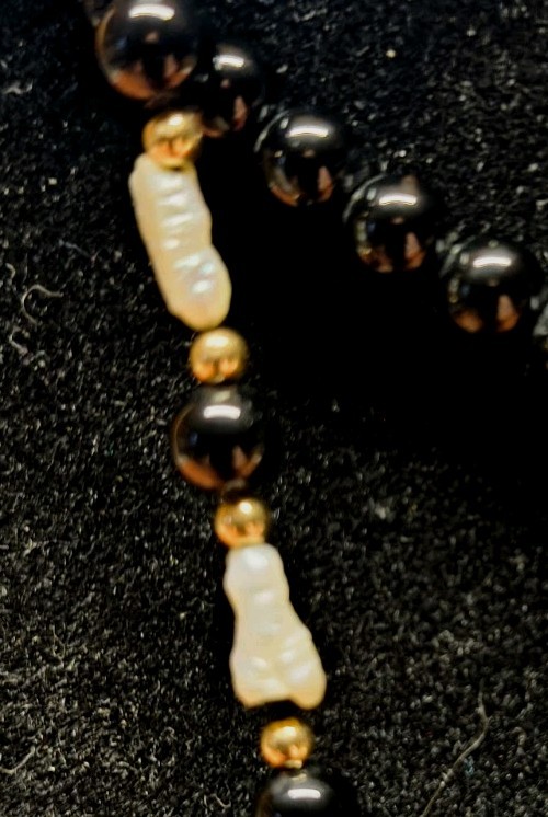 Vintage 14 K Gold Onyx And Rice Pearls Necklace