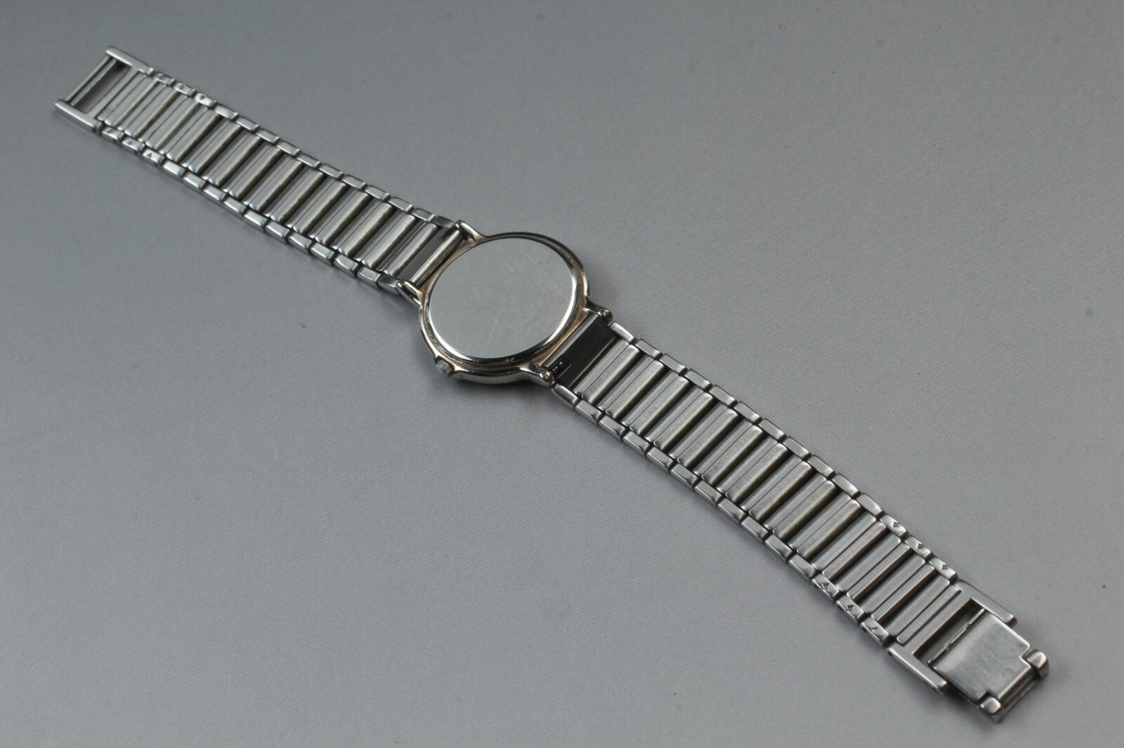 Rare! YVES SAINT LAURENT 2200-H19977 Orange Women 24mm Quartz Watch From JAPAN