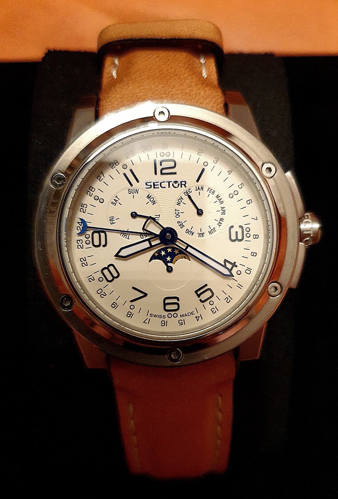 New Sector 850 Moon Phase Steel Leather 100Mt Swiss Made Watch
