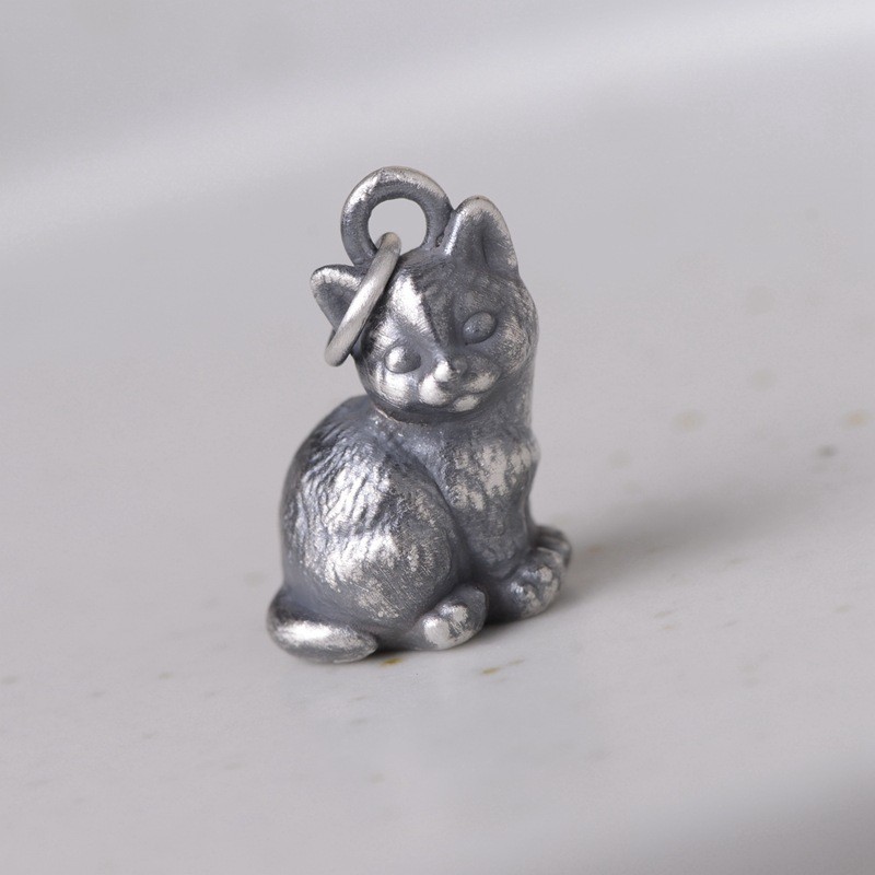 Small S999 Fine Silver Retro Cute Kitten Pendant