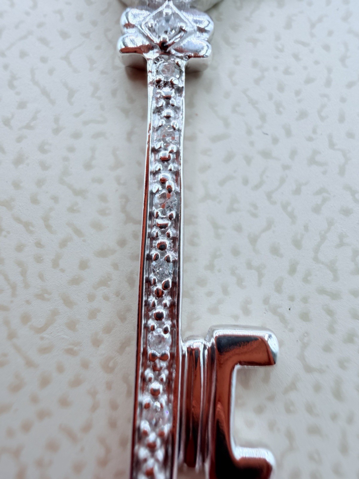 925 Sterling Silver Diamond Key Necklace 2” Pendant 18” Chain 0.21ct Natural