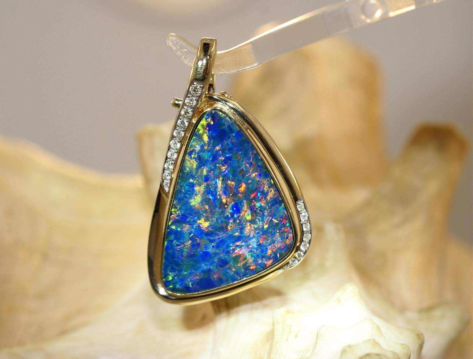 22.5MM 14K YELLOW GOLD GENUINE AUSTRALIAN DOUBLET OPAL DIAMOND ENHANCER PENDANT