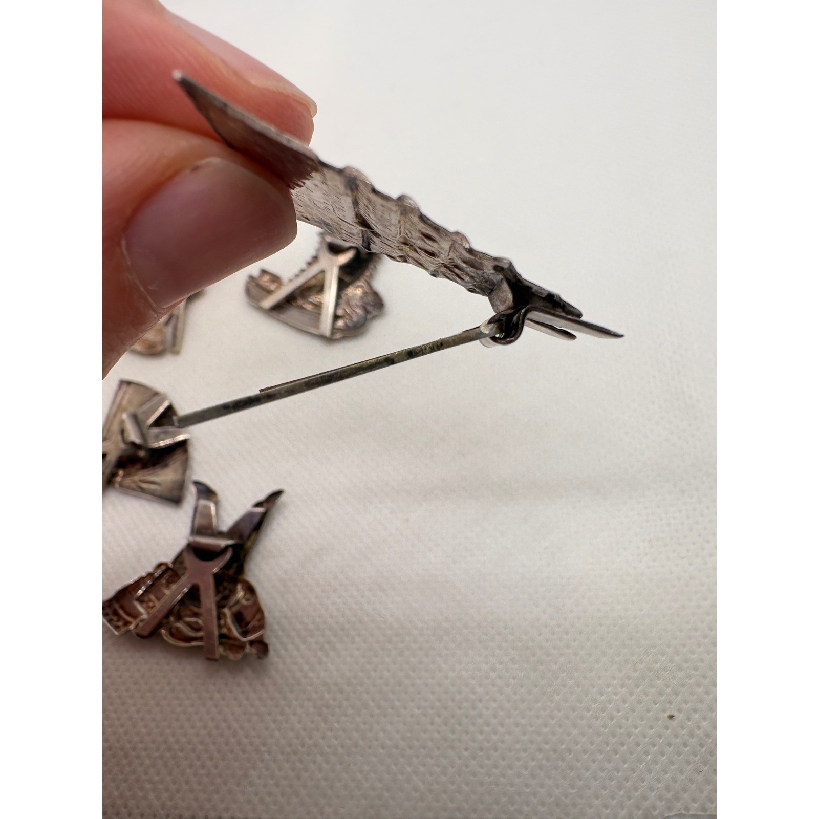 Vintage 950 Silver Japan Scarf Clip Set Dragon Boat Pagoda Samurai Fan 16.38g