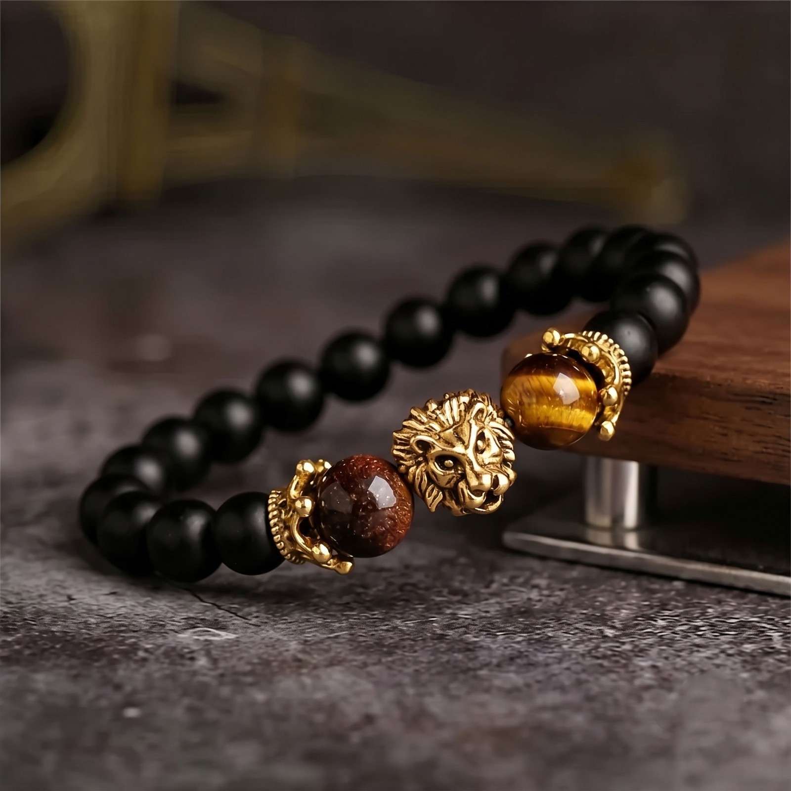 Tiger Eye Black Onyx Beaded Lion Charm Stretch Healing Strength Bracelet for Men