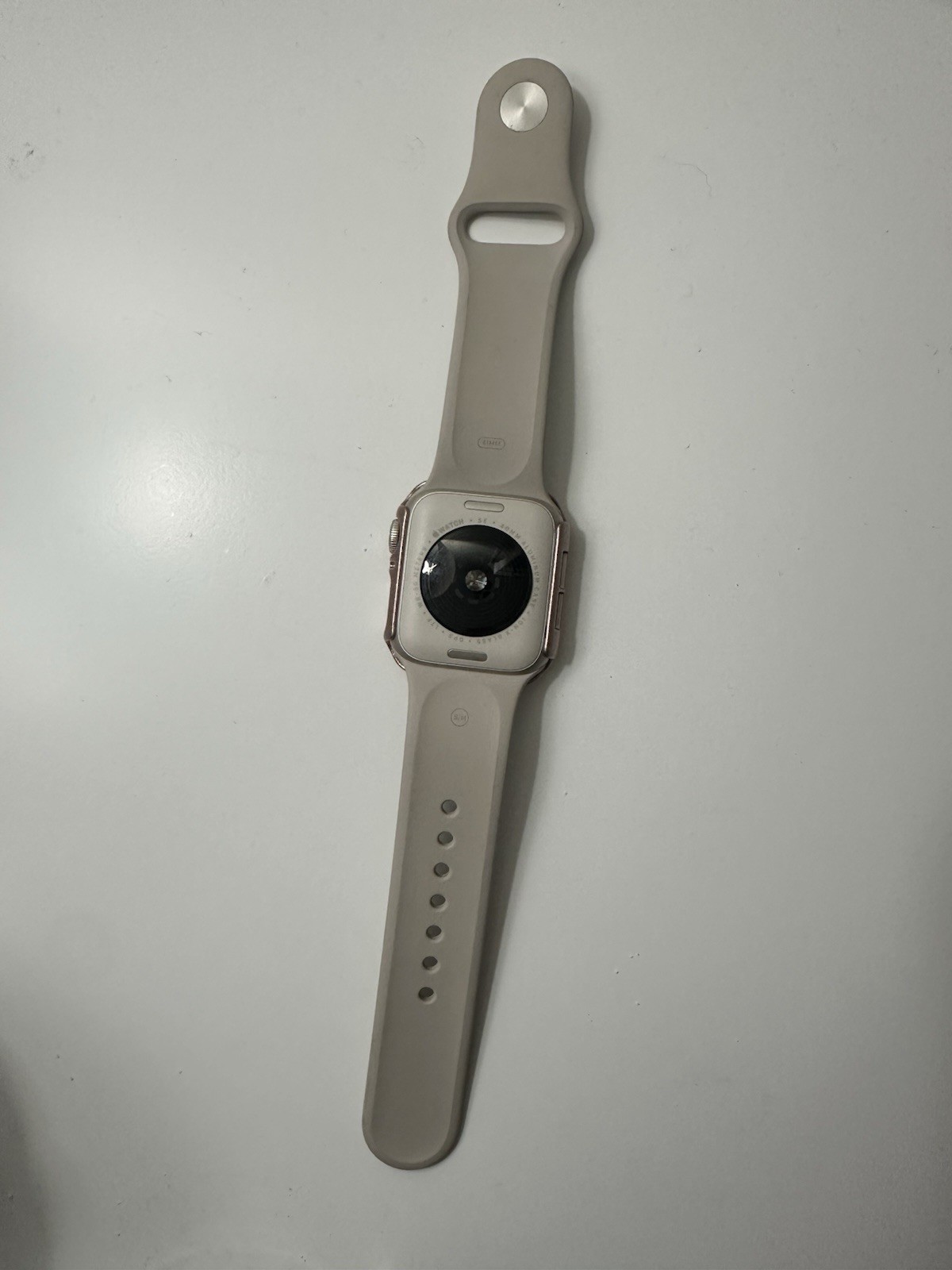 Apple Watch SE 40mm GPS Rose Gold – Works – With Band – No Charger