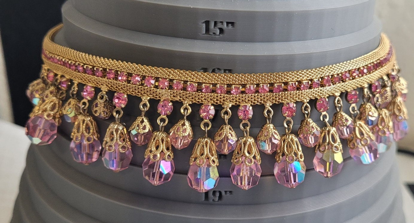 Vintage Gold Tone Mesh Pink Rhinestone Necklace 16″ High End Costume Jewelry