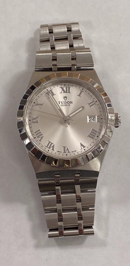 TUDOR ROYAL 28500 DATE SILVER DIAL STAINLESS STEEL 38mm AUTOMATIC WATCH.