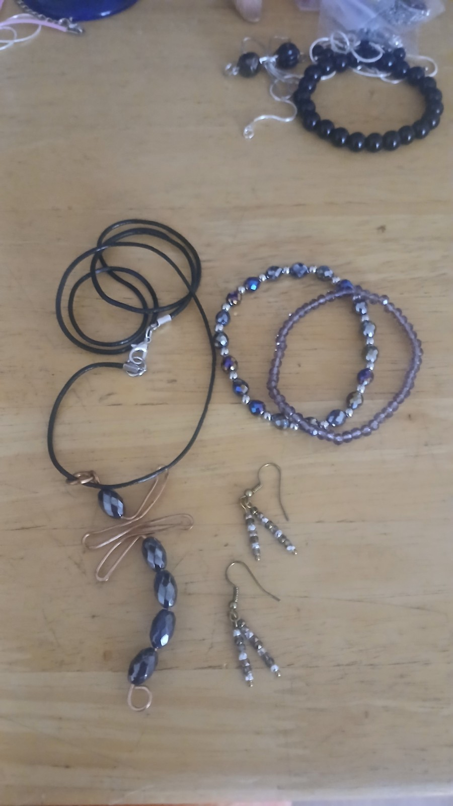 3 piece jewelry/black bead/crystal bracelets/earrings/dragonfly necklace