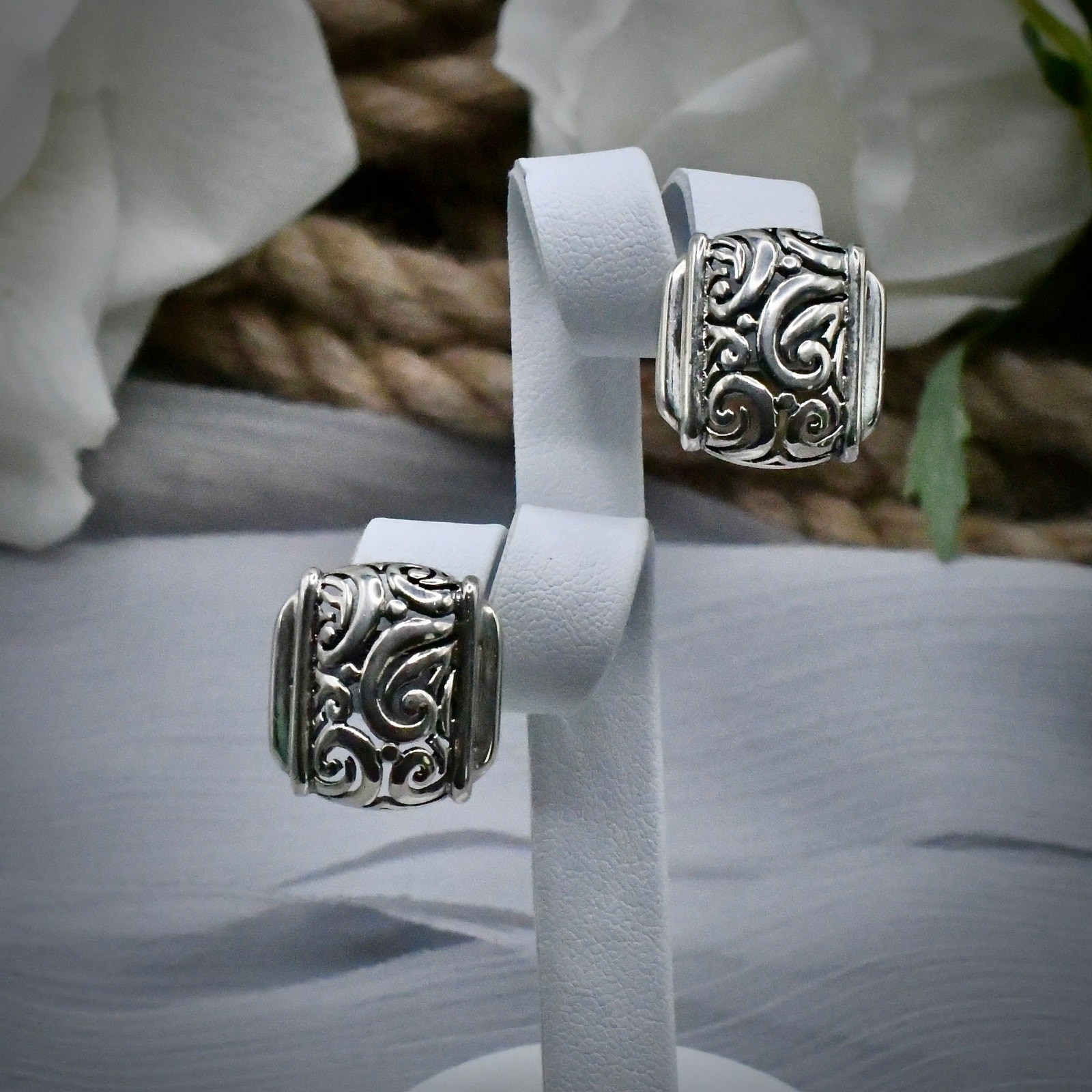 Bali Sterling Silver Openwork Scroll Earrings Vintage 925 SNK Thailand