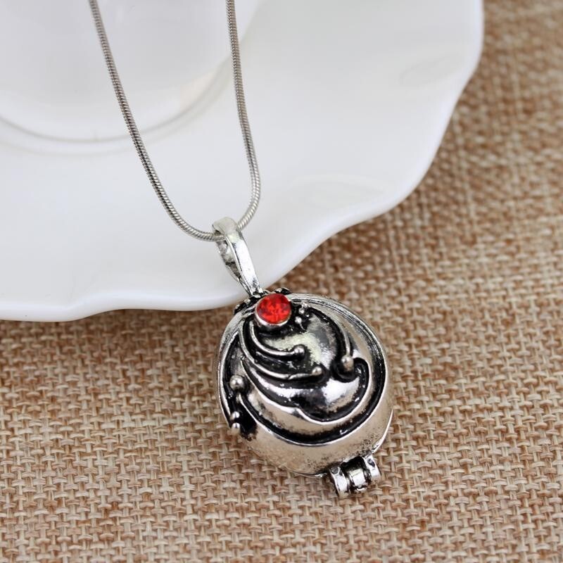 Elegant The Vampire Diaries Elena Gilbert 925 Sterling Silver Locket Necklace