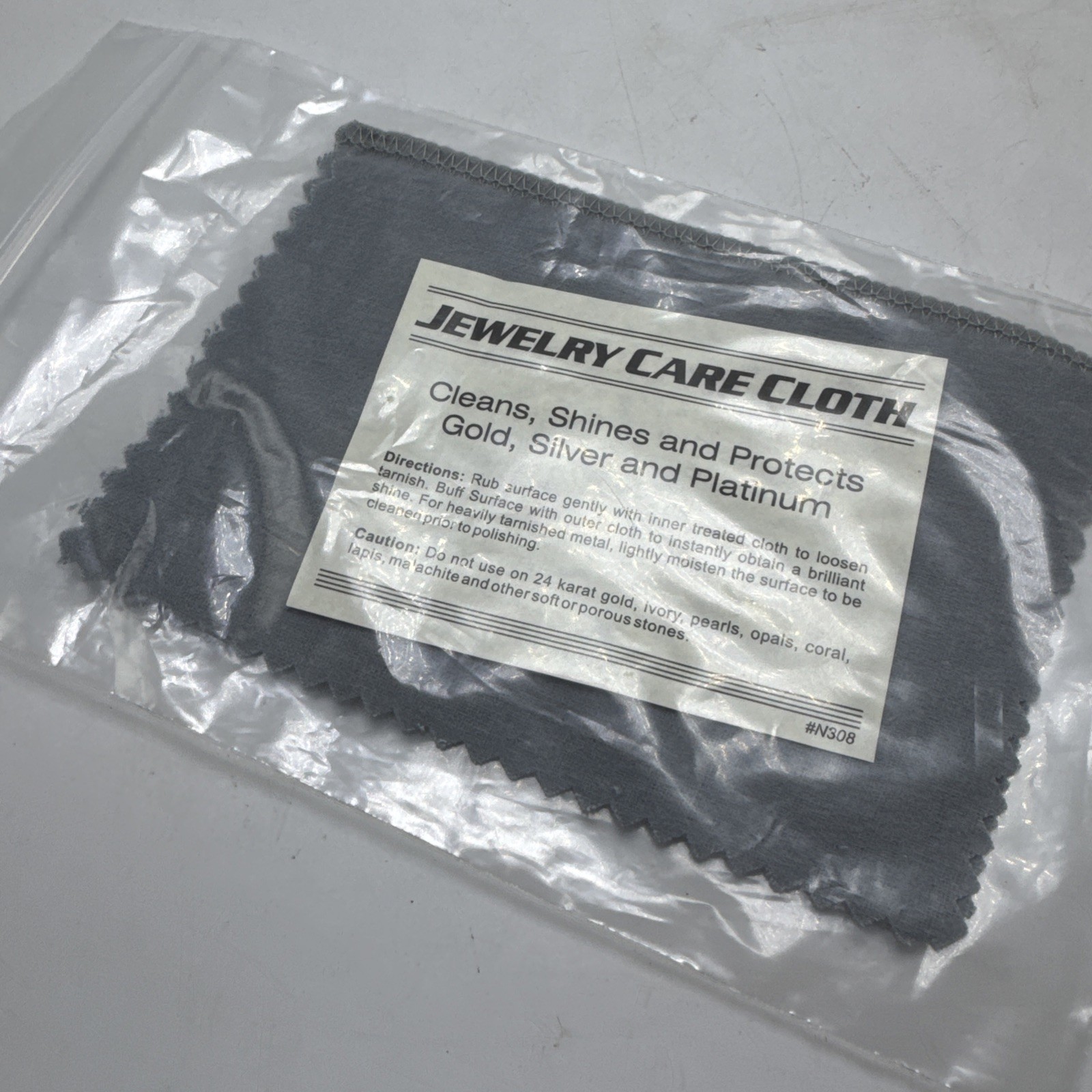 Uben Jewelry Care Cloth Clean, Shines,, & Protects Gold Silver & Platinum New