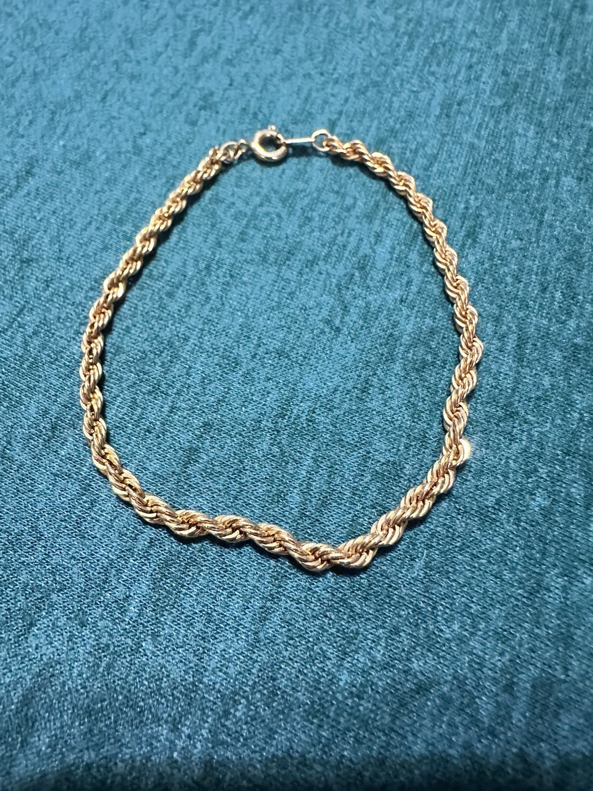 Gold Tone Metal Rope Chain Style Bracelet Round Links Spring Ring Clasp