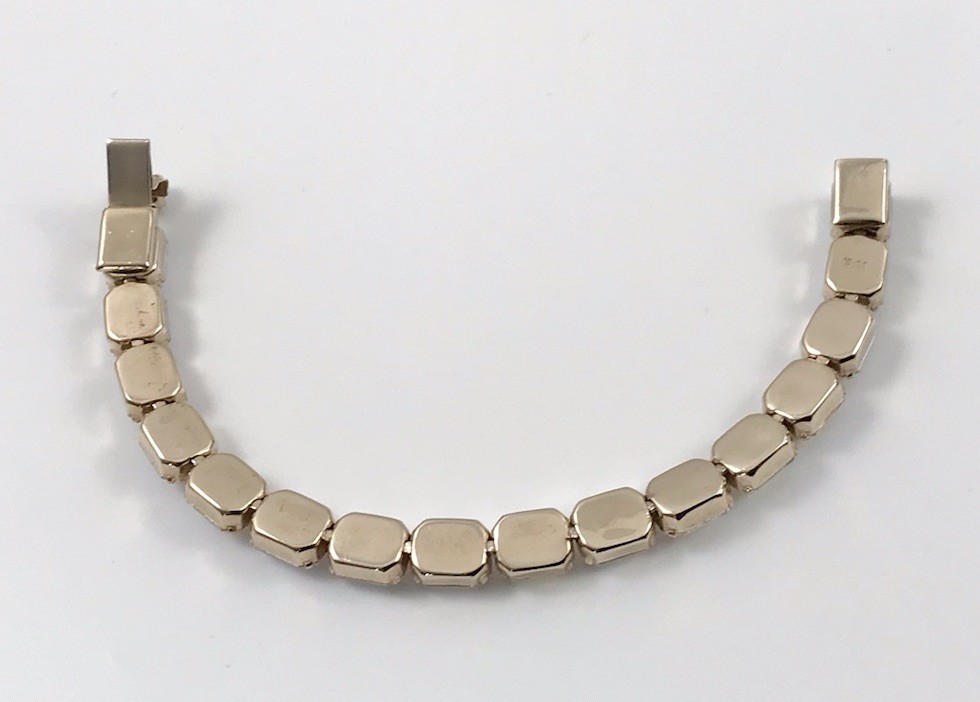 Brilliant Vintage Weiss Emerald Cut Aurora Borealis Gold Tone Bracelet. #890