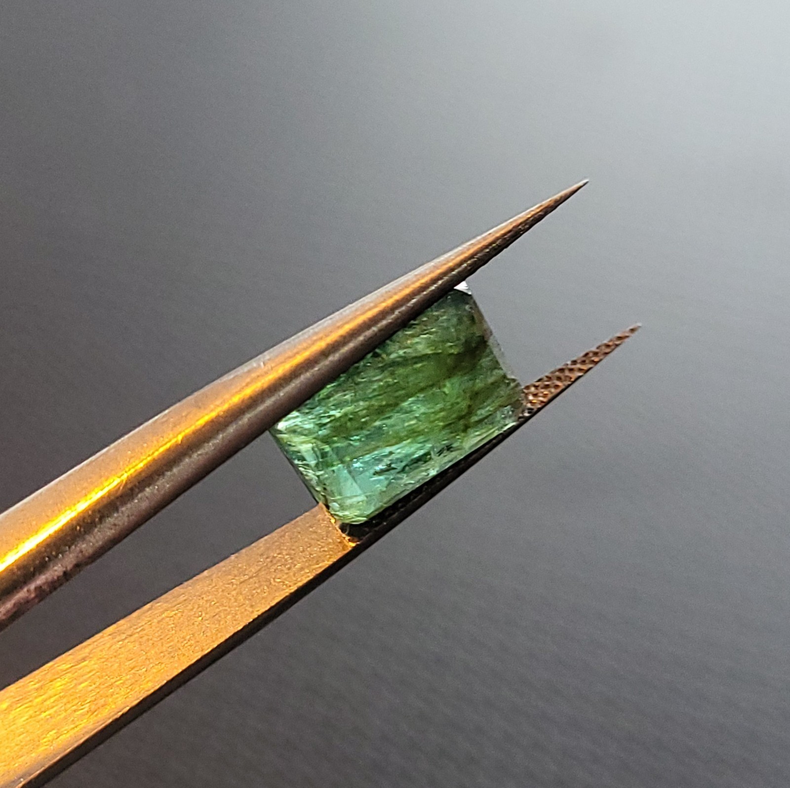 Stunning Natural Untreated Certified Ideal Dark Green Zambian Emerald 4.10ct