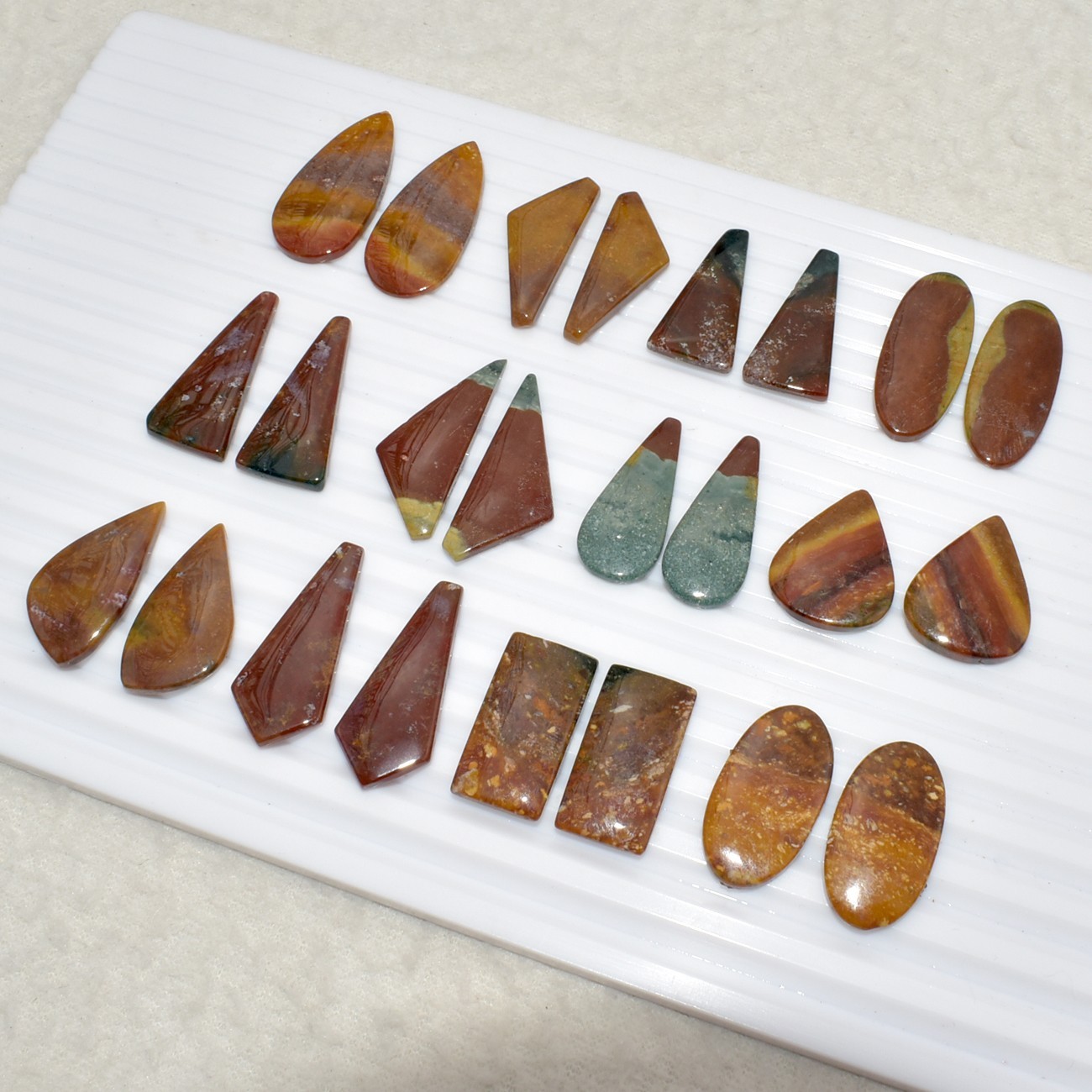 Natural Blood Stone Matching Pair Cabochon Loose Gemstone B434