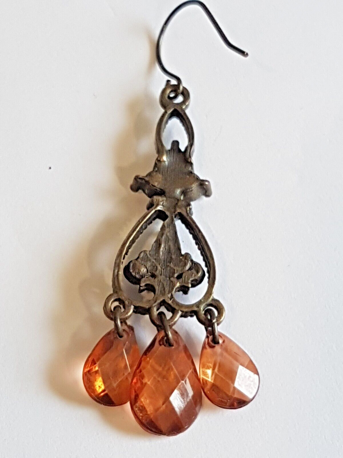 Vtg Amber Stone/Glass/ Faux Tiger’s Eye Chandelier Hook Costume Fashion Earrings