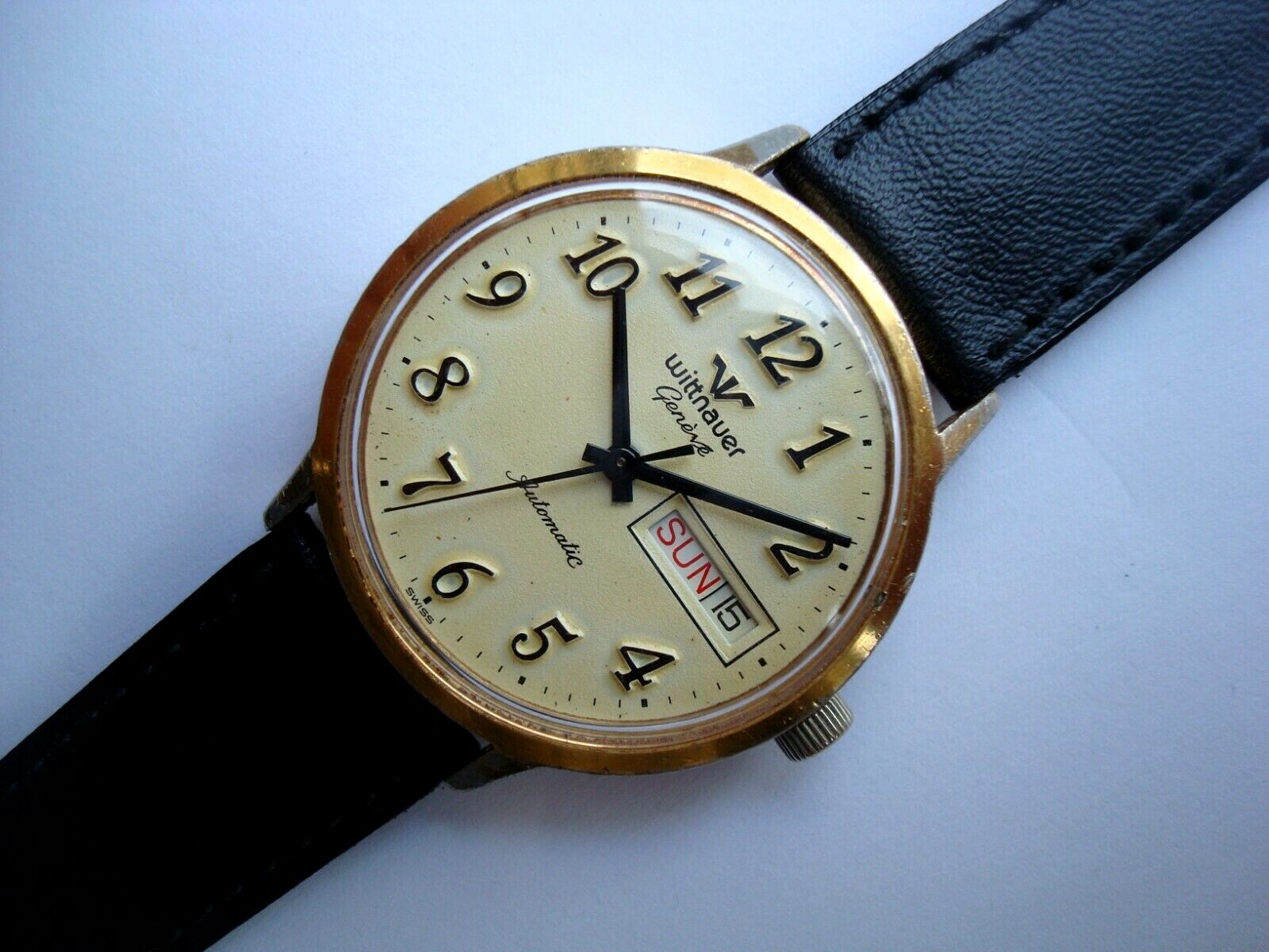 WITTNAUER GENEVE MENS AUTOMATIC WATCH 17j. ETA 2879 DAY DATE Quick Set Near Mint