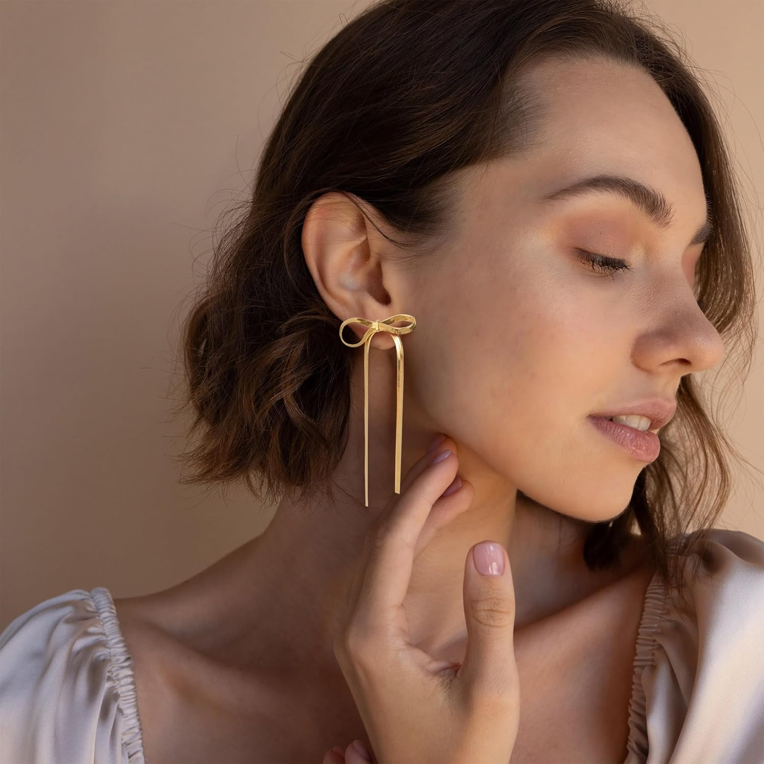 Bow Earrings for Women, 18K Gold Plated Bow Dangle Earrings Dangling Dangly Gold