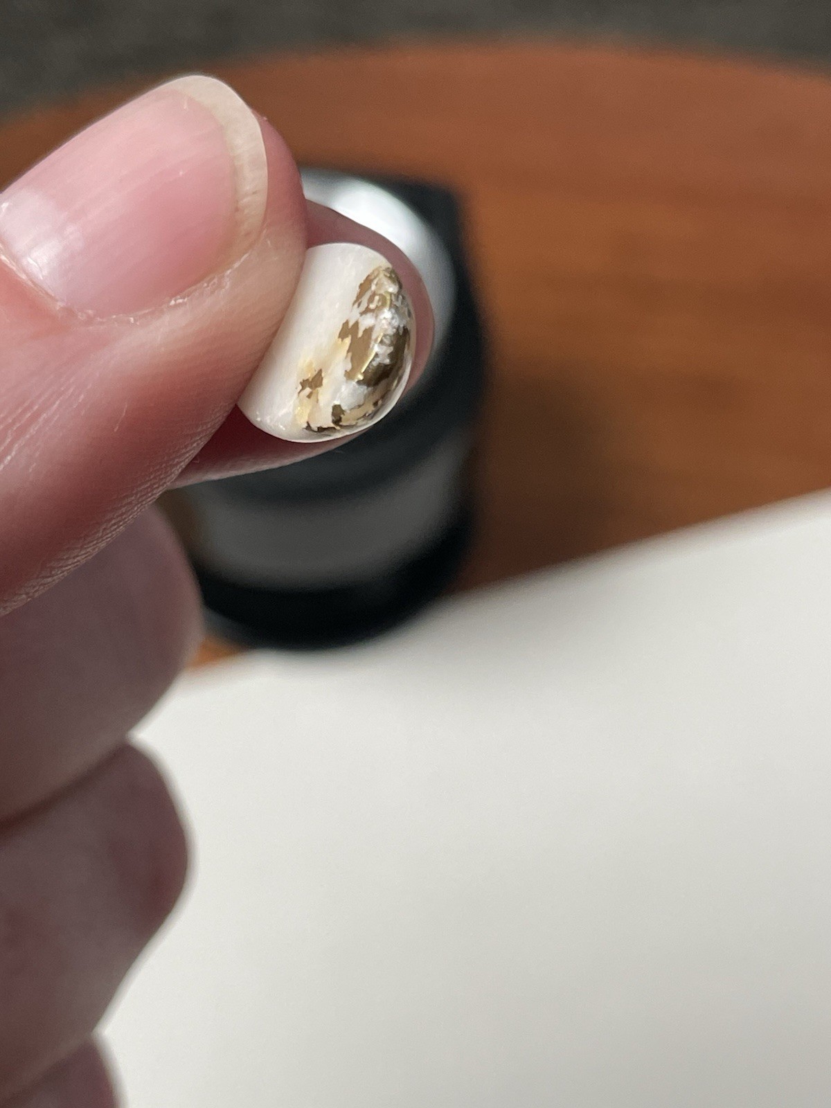 California Gold Vein Quartz Oval Cabochon Natural Gemstone 6.6ct 14.2×9.7×4.6mm