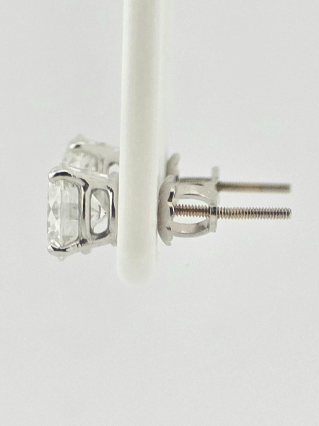 14KW DIAMOND ~2.13CTW 1.02CT ~H ~I1 1.11CT ~I ~I1 STUD EARRINGS – 233142