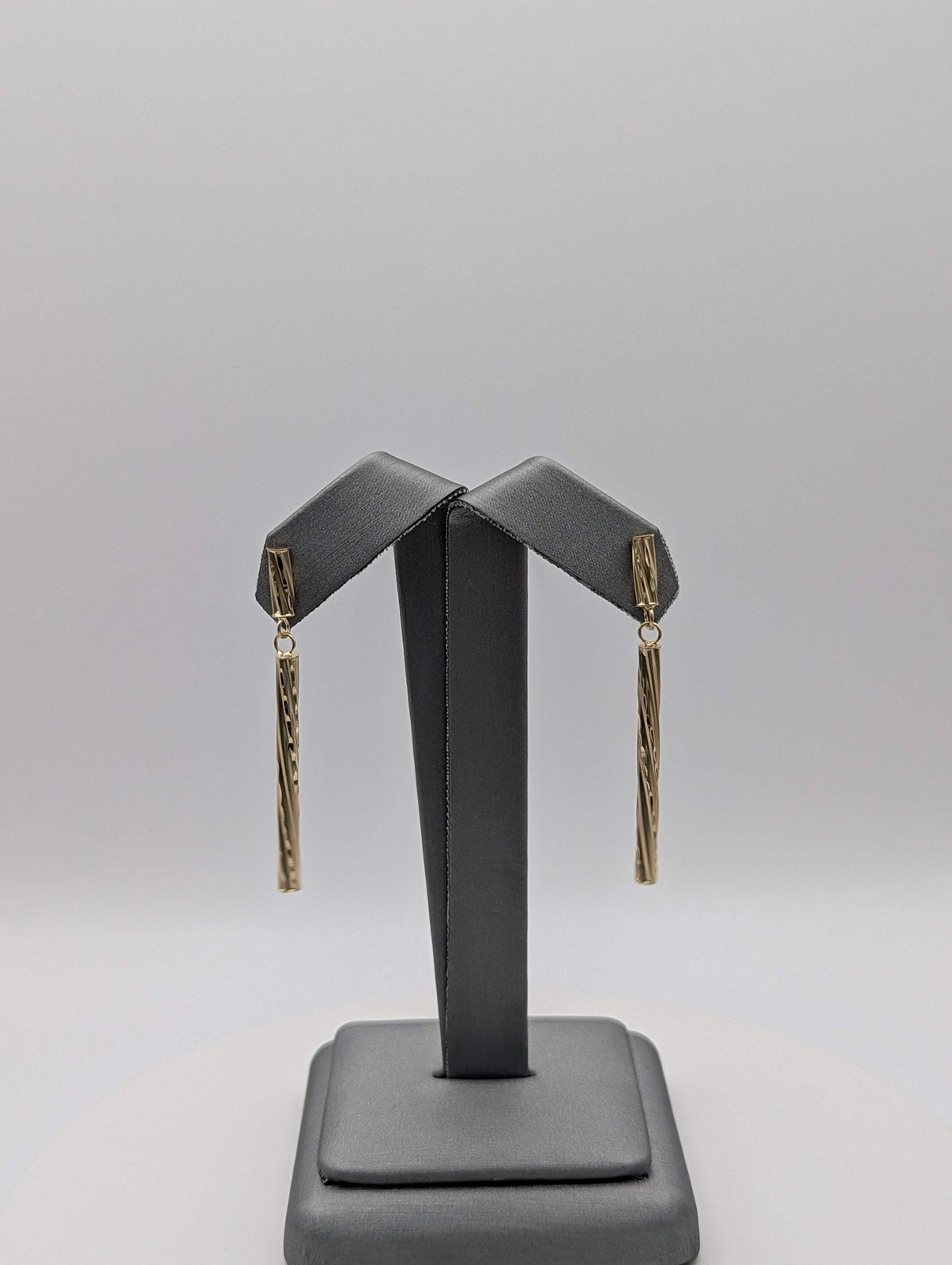 14K YG Dia Cut Twisted Dangly Earrings