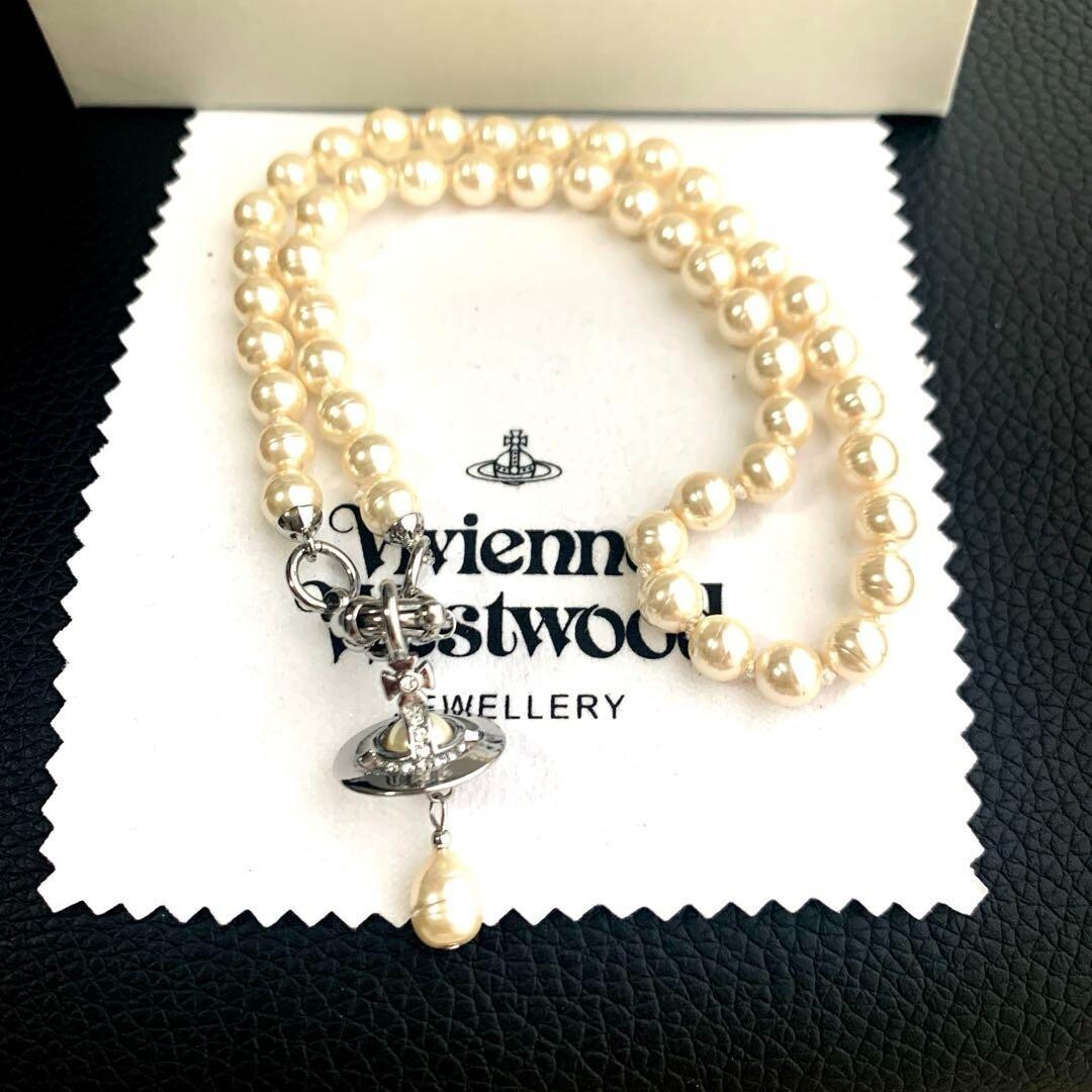 Vivienne Westwood ALEKSA Pearl ORB Necklace 38cm Silver with drawstring
