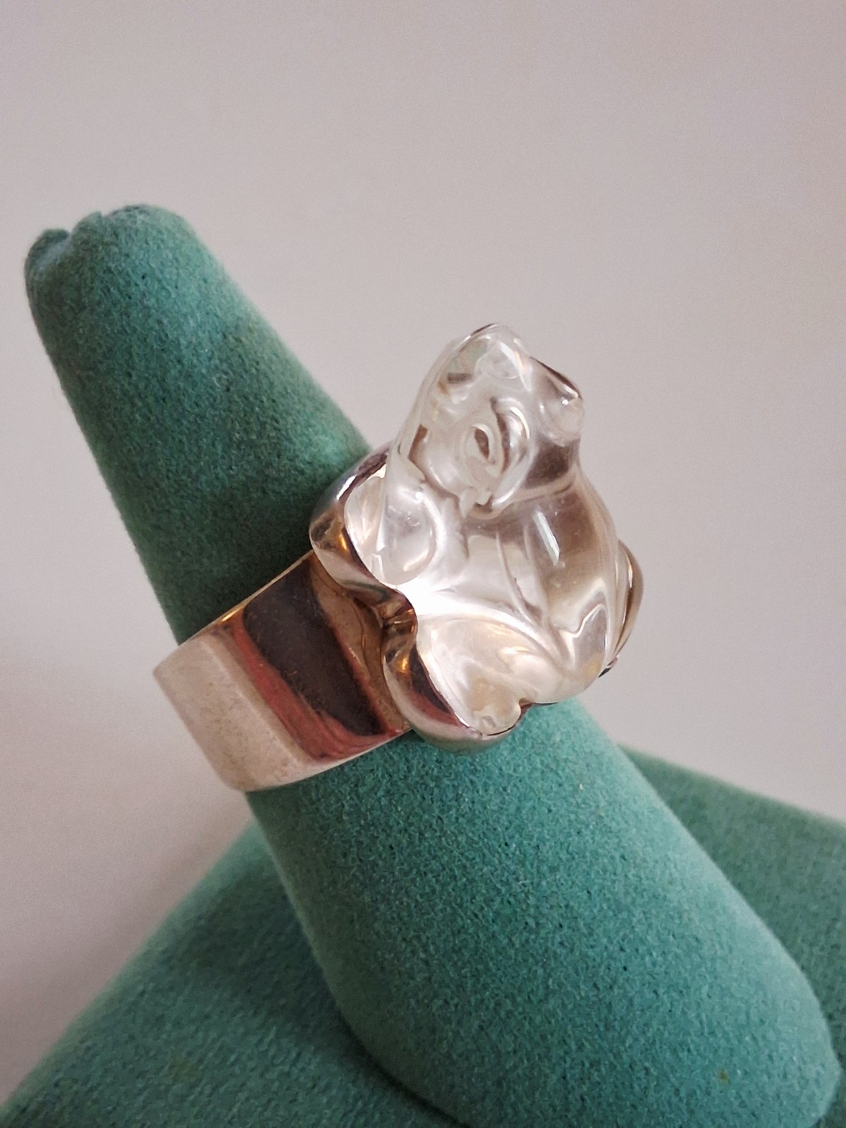 Hand Carved Rock Crystal Quartz Frog Statement Ring Size 10 Sterling Silver NIB