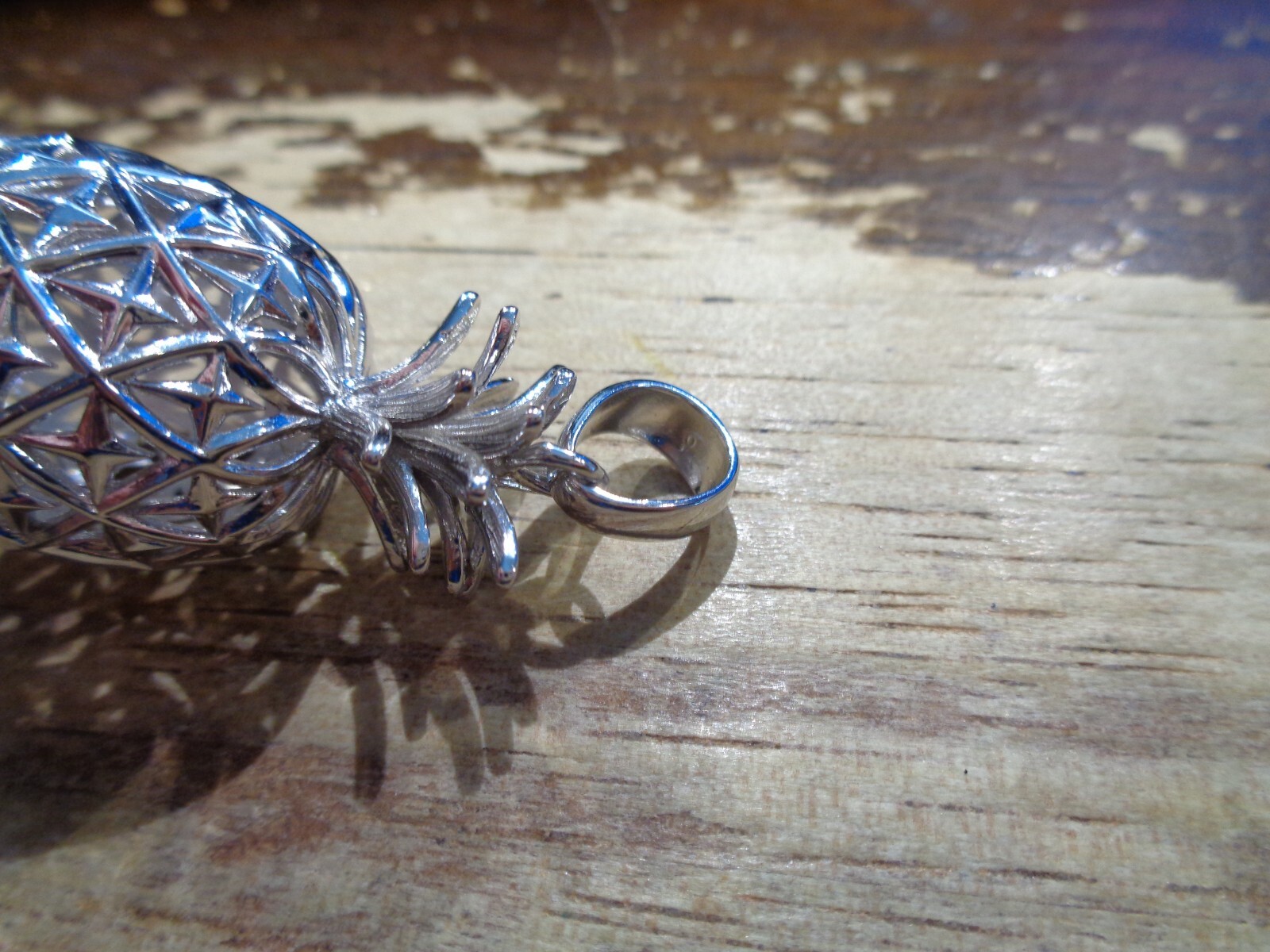 22.5MM HEAVY WG-PLATED 925 SILVER EXTRA-EXTRA LARGE HAWAIIAN PINEAPPLE PENDANT