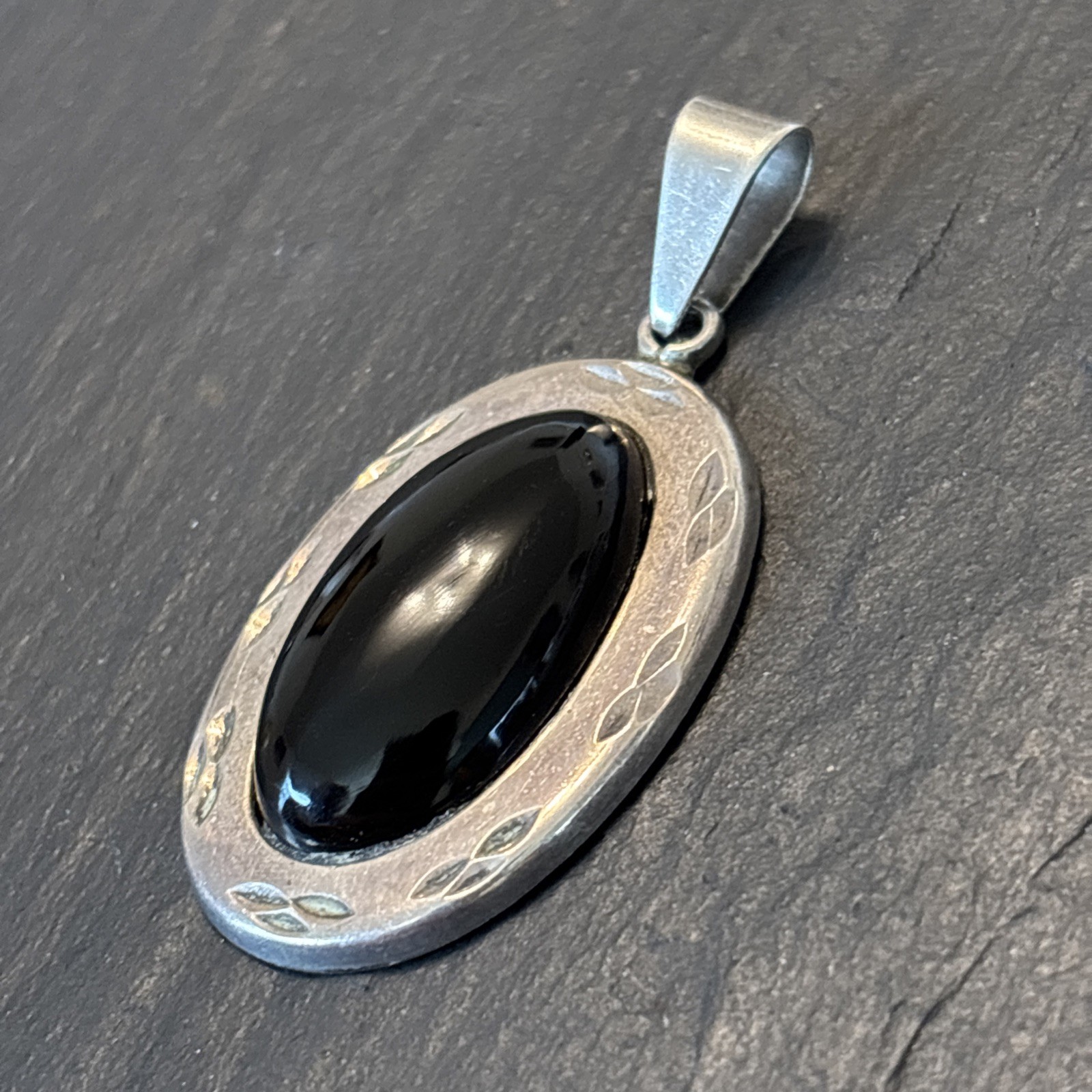 JLR Guadalajara 925 Sterling Silver Art Glass Gem Pendant Statement Vintage 1