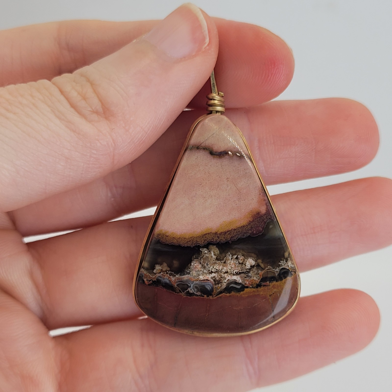 Vintage Gold Tone Wire Wrap Pink Purple Brown Mookaite Jasper Stone Pendant